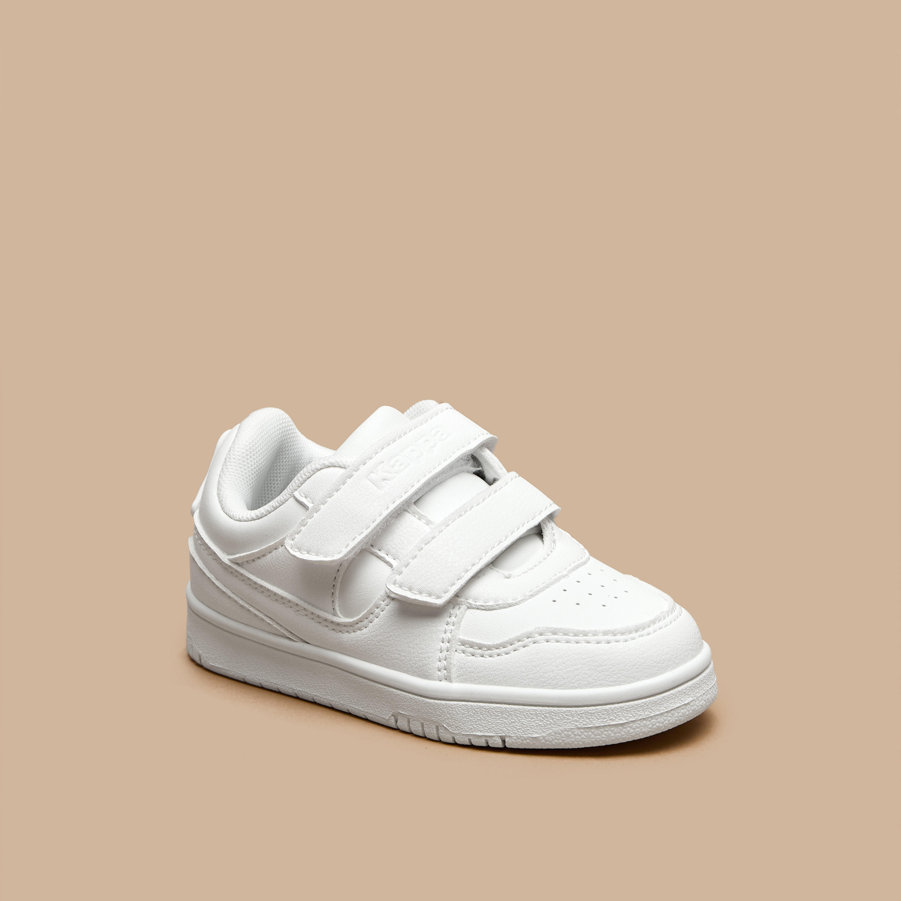 حذاء مدرسي بشريط إغلاق لاصق للأطفال من كابا -boys-shoes-schoolshoes-image-1