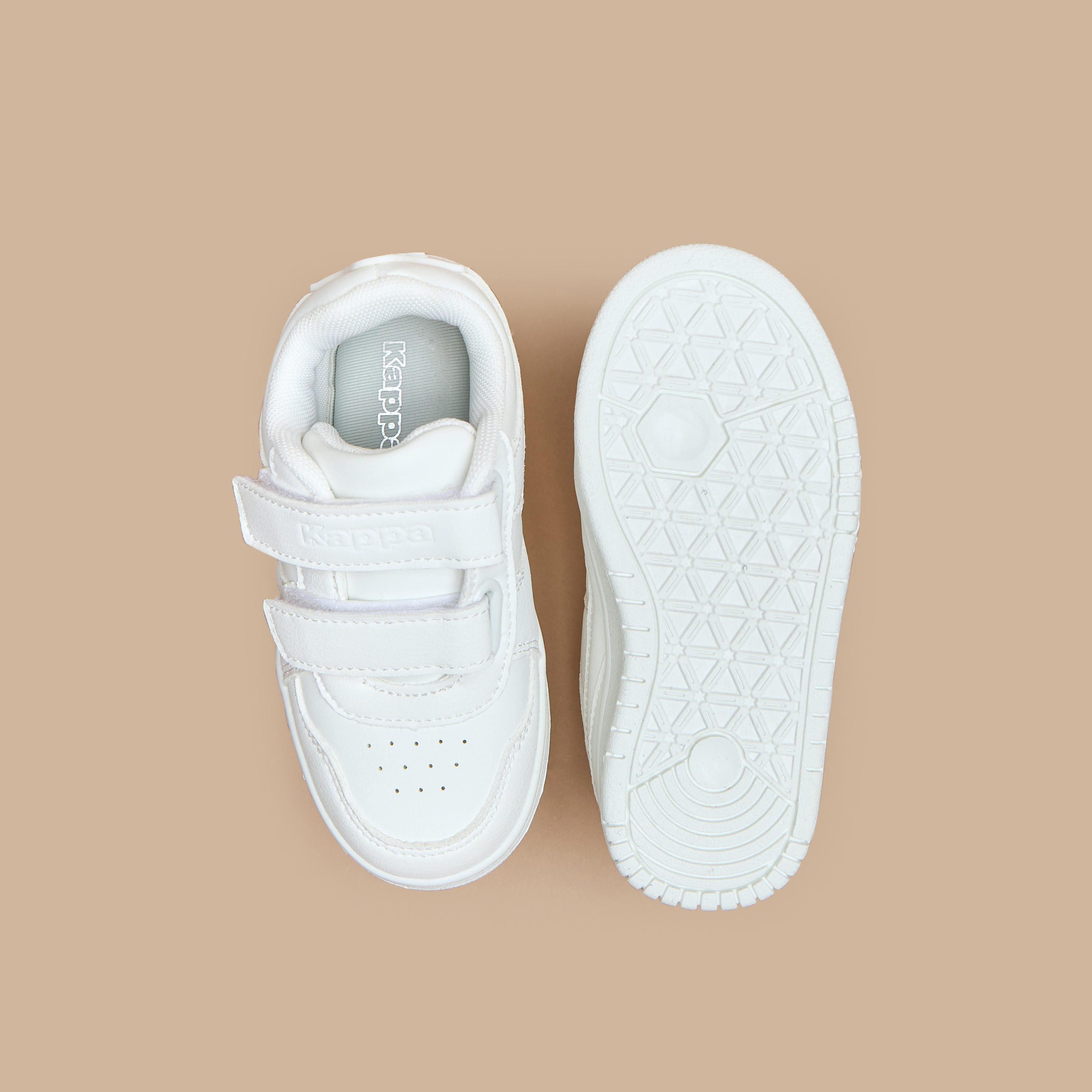 حذاء مدرسي بشريط إغلاق لاصق للأطفال من كابا -boys-shoes-schoolshoes-image-4