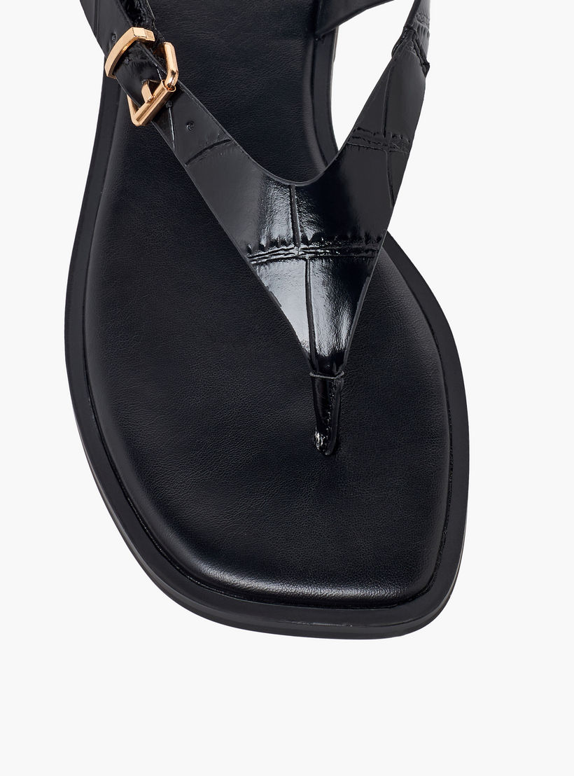 صندل بارز الملمس بحزام بإبزيم للنساء من سيليست-women-shoes-sandals-flats-image-7