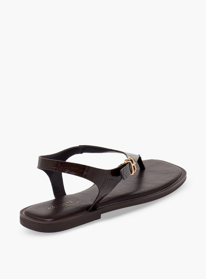 صندل بارز الملمس بحزام بإبزيم للنساء من سيليست-women-shoes-sandals-flats-image-6
