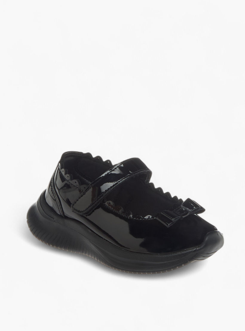 حذاء مدرسي بشريط إغلاق لاصق وفيونكة من داش-girls-shoes-maryjanes-image-2
