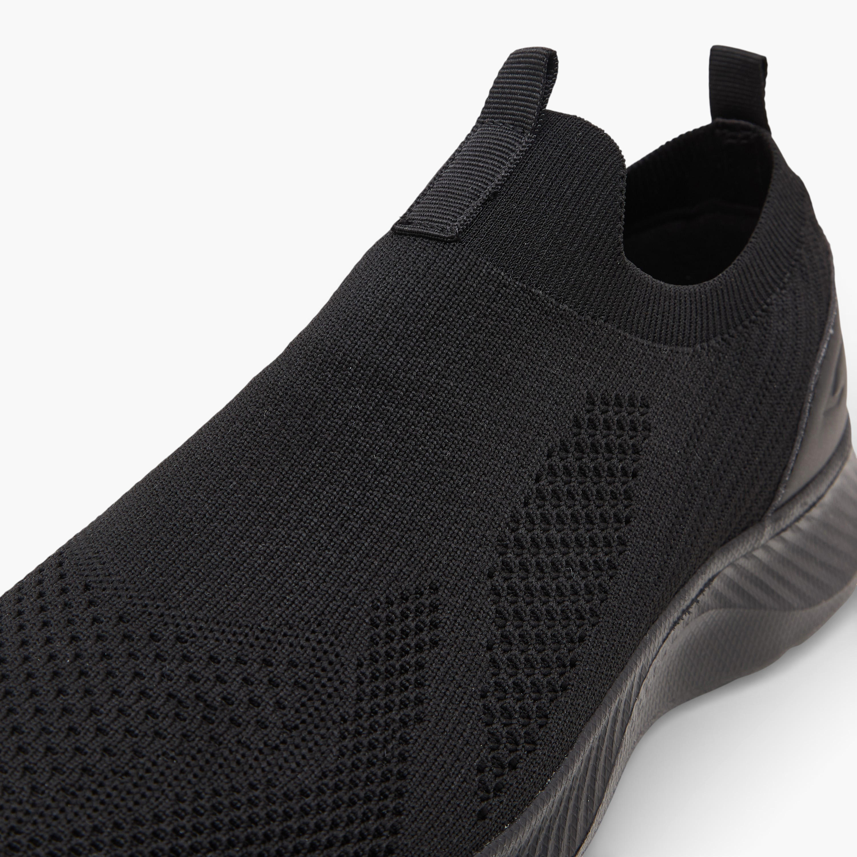 حذاء رياضي سهل الارتداء للرجال من داش-sports-men-shoes-image-4
