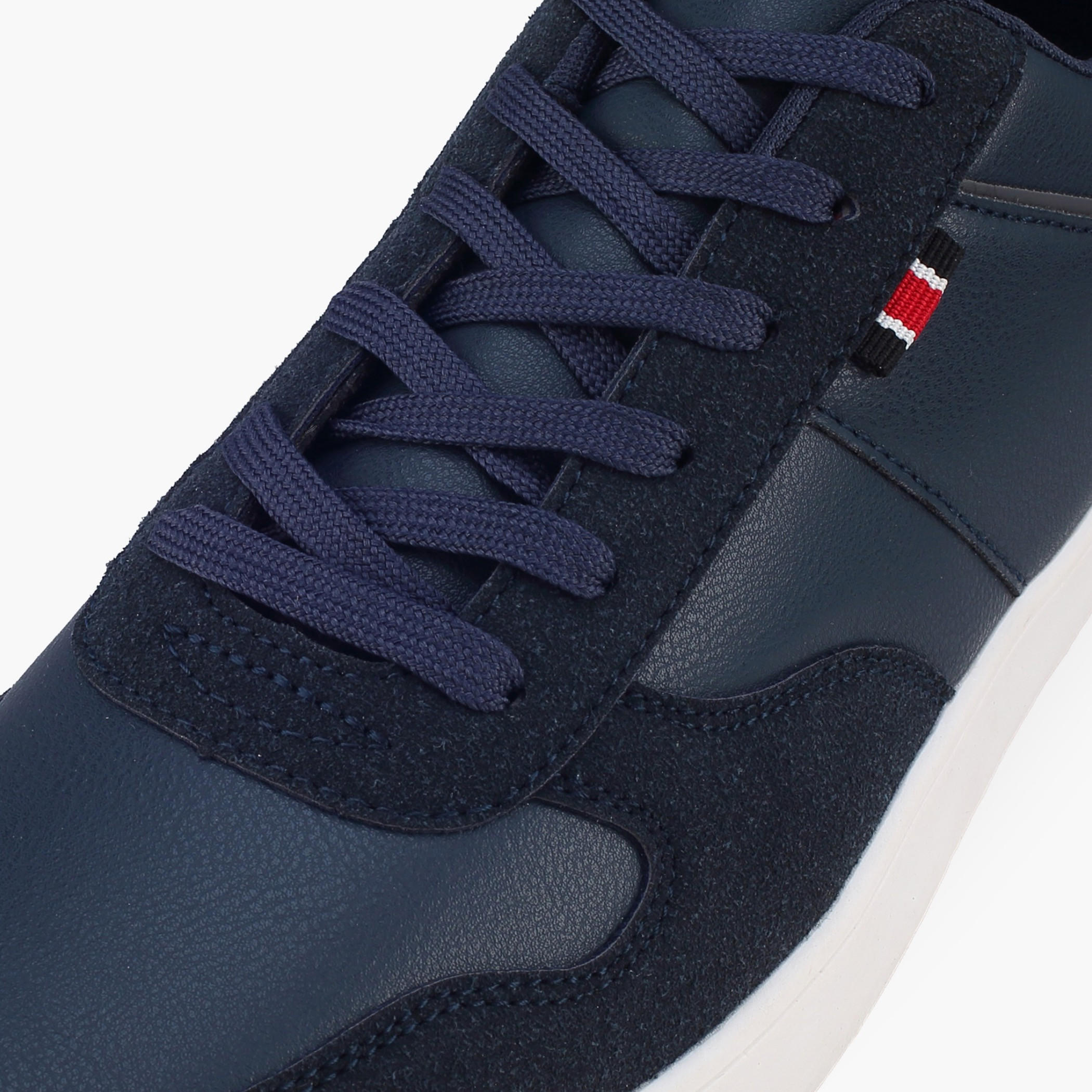 حذاء سنيكرز رجالي برباط من إل بي إل شوإكسبريس-men-shoes-sneakers-image-4
