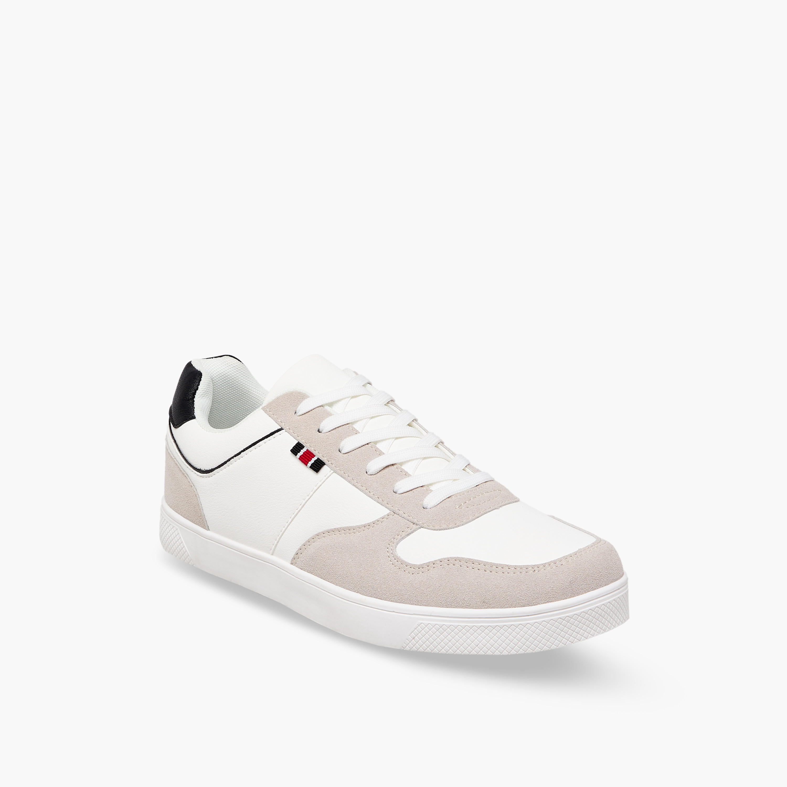 حذاء سنيكرز بطول الكاحل ورباط إإلاق للرجال من إل بي إل من شو إكسبريس-men-shoes-sneakers-image-2