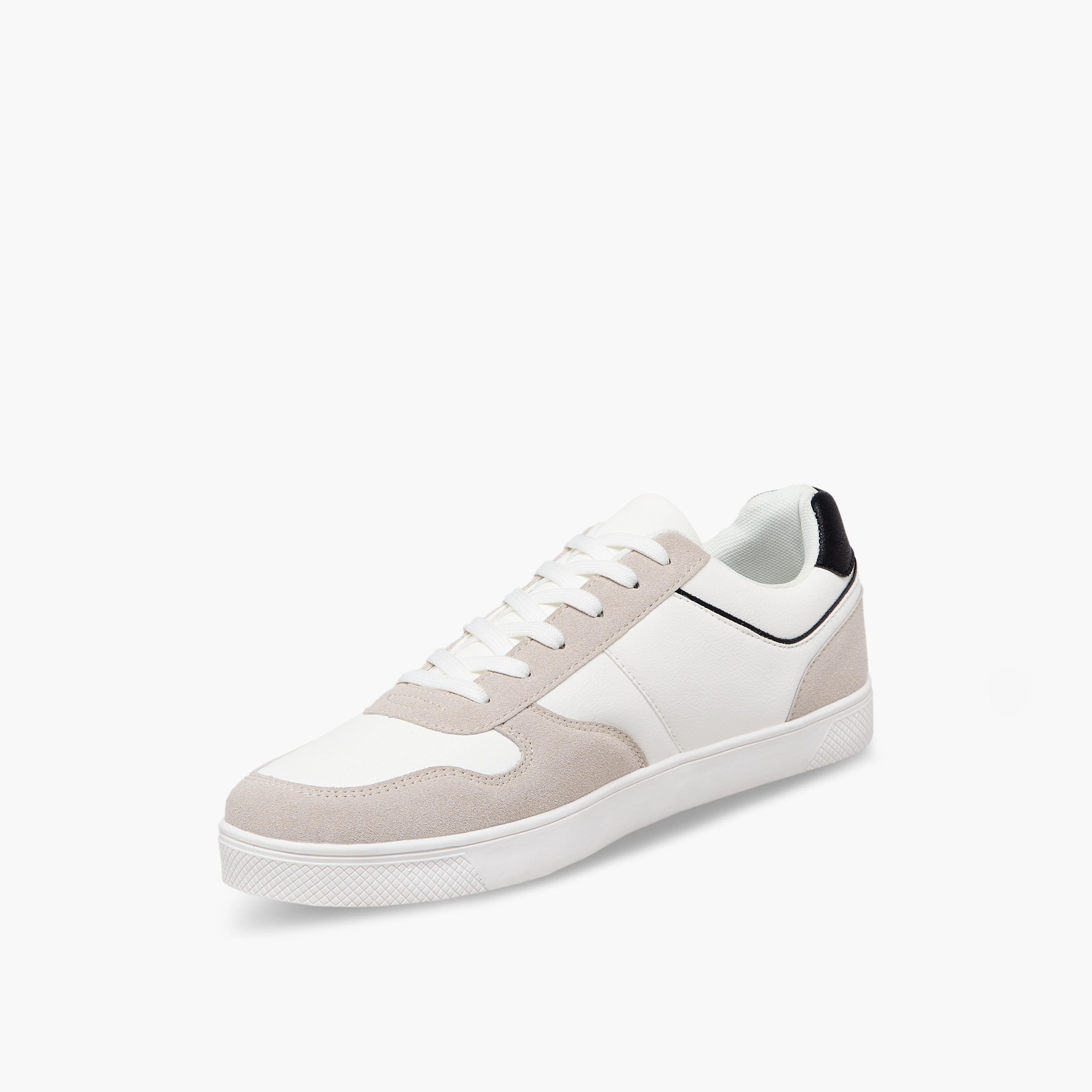 حذاء سنيكرز بطول الكاحل ورباط إإلاق للرجال من إل بي إل من شو إكسبريس-men-shoes-sneakers-image-4