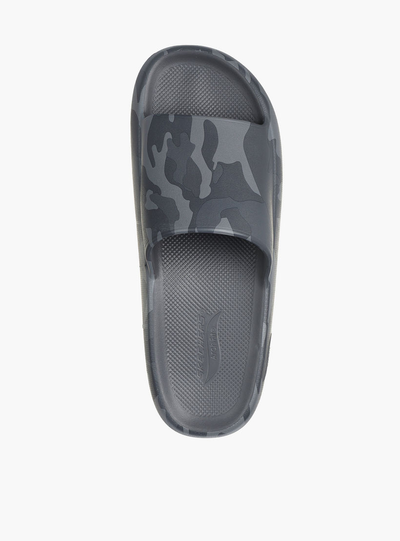 شبشب للرجال من سكيتشيرز-men-shoes-flipflopsandslides-image-2