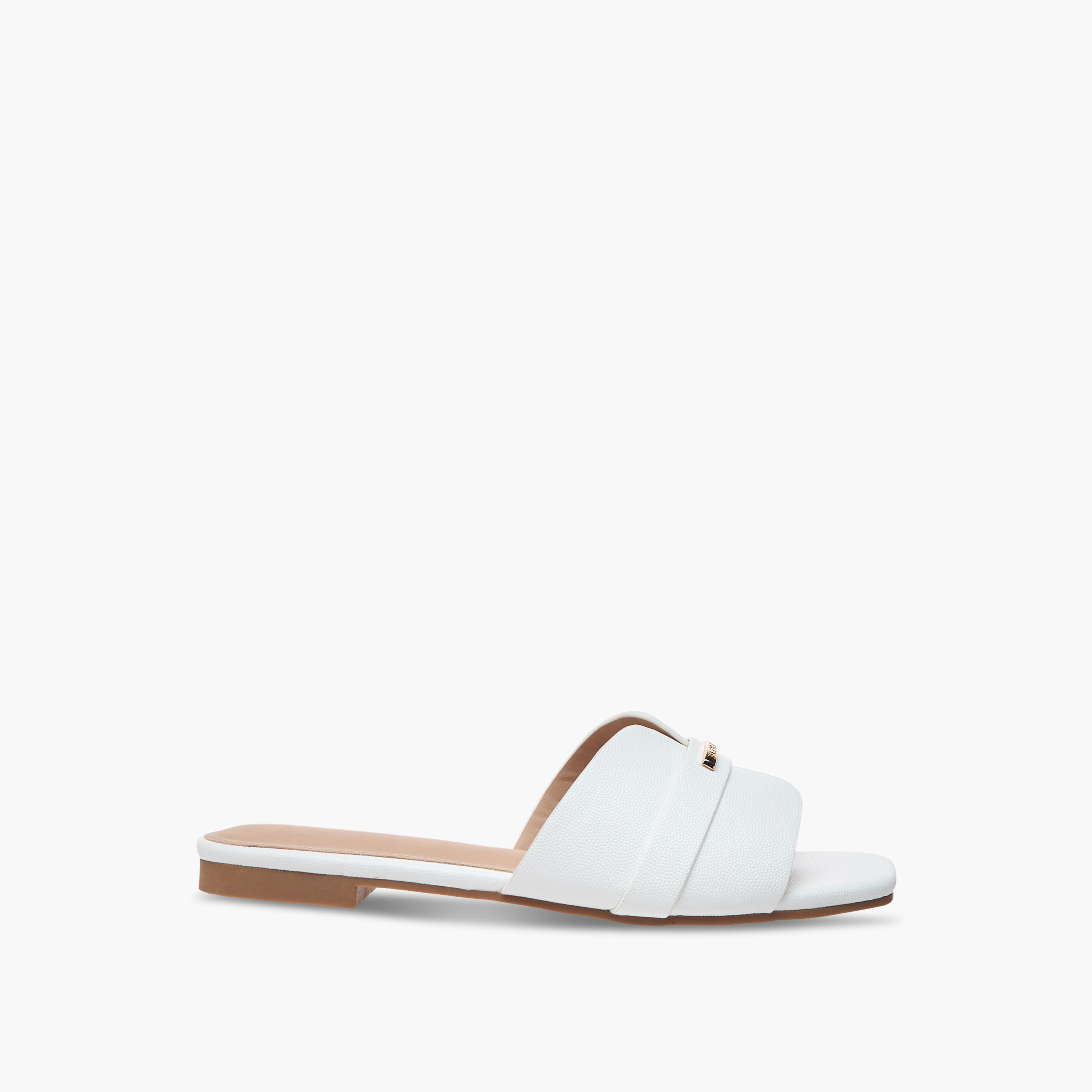صندل مسطح سهل الارتداء بزينة ميتال من فلورا بيلا-women-shoes-flats-sandals-image-3