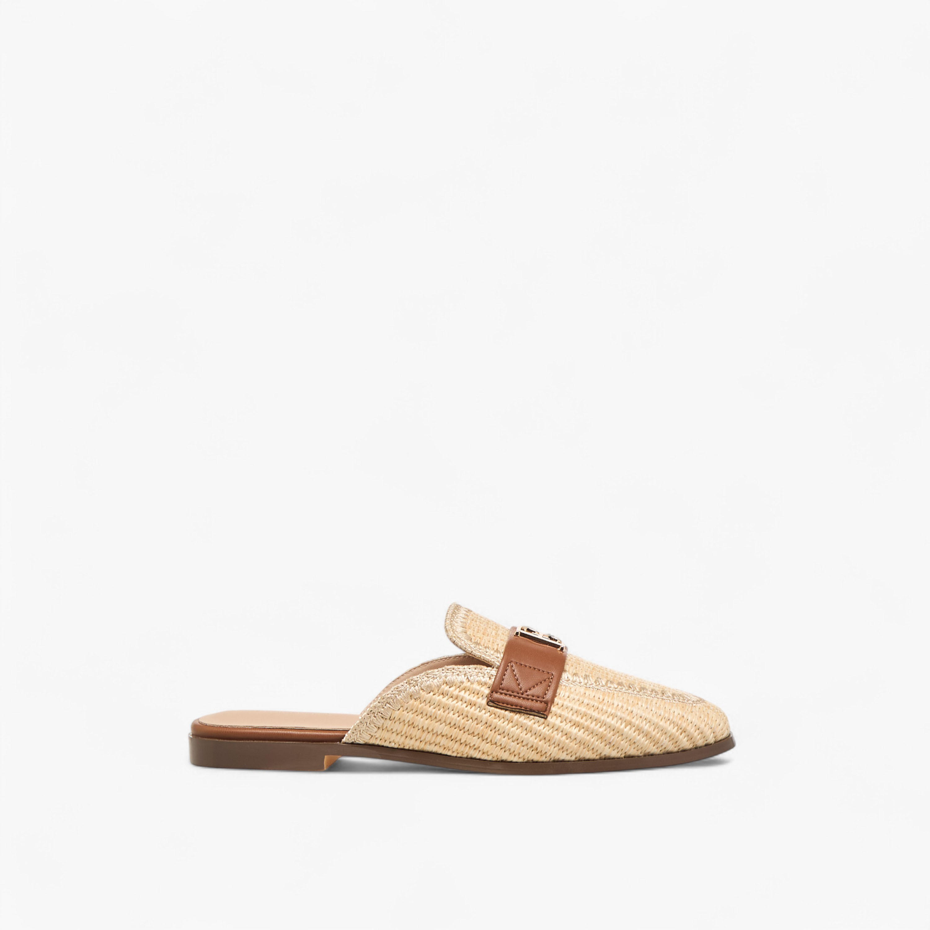 حذاء ميول سهل الارتداء وبارز الملمس بزينة معدنية من فلورا بيلا-women-shoes-flats-mules-image-3