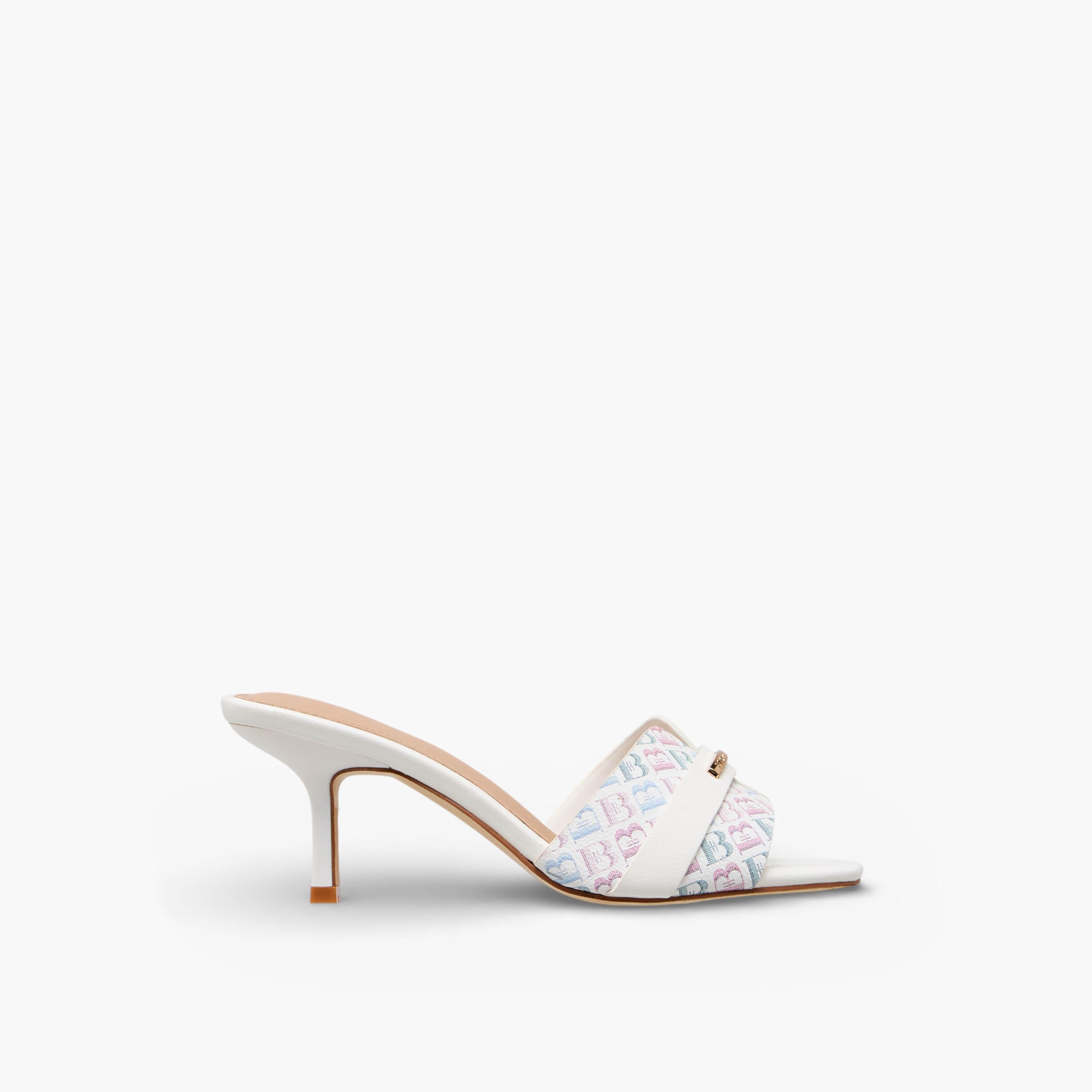 صندل بطبعات مونوجرام للنساء من فلورا بيلا-women-shoes-sandals-heeled-image-3