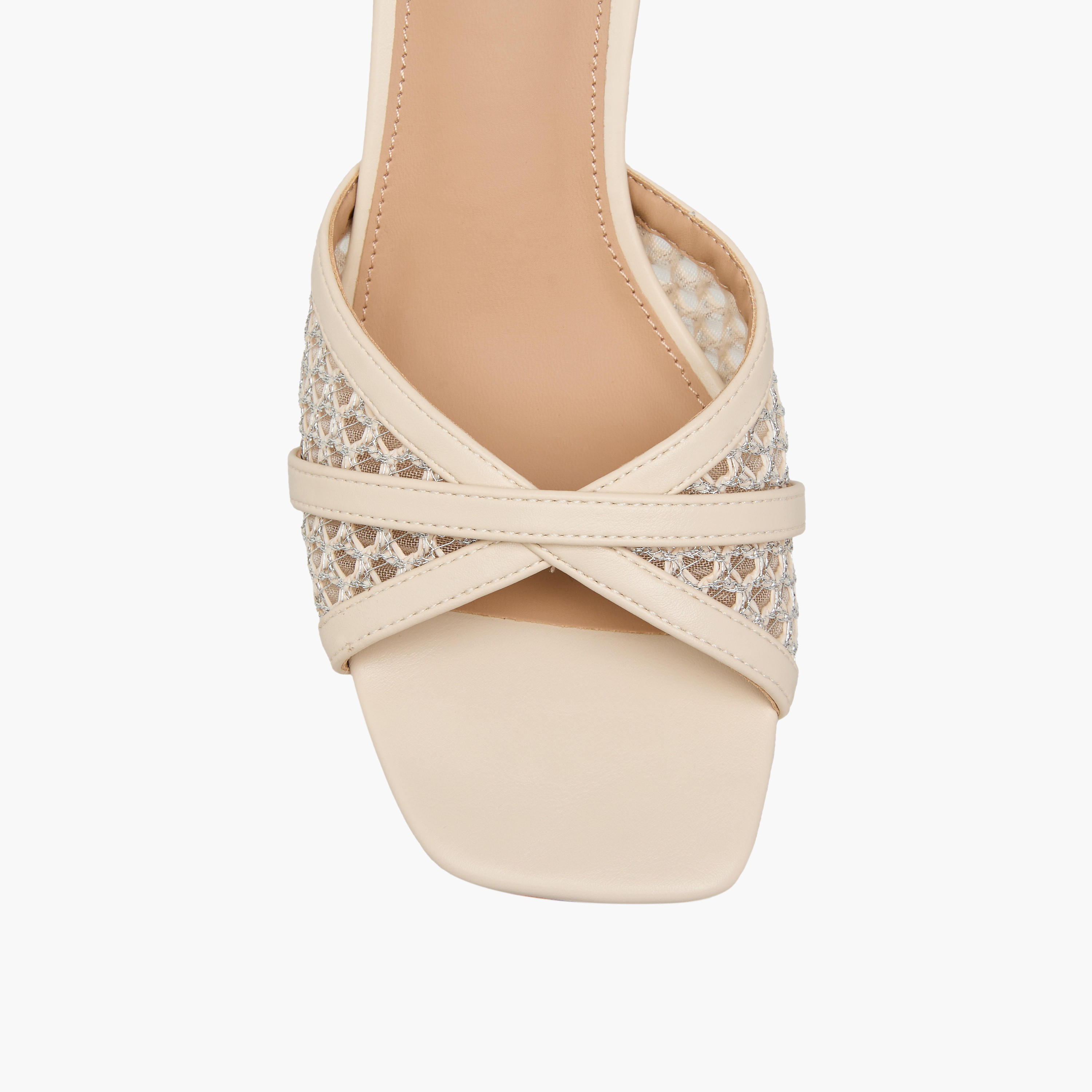 صندل سهل الارتداء بأحزمة متقاطعة وكعب من فلورا بيلا-women-shoes-sandals-heeled-image-4