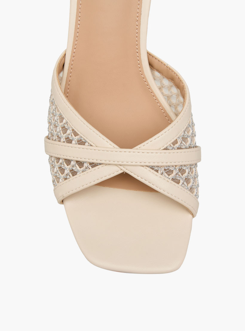 صندل سهل الارتداء بأحزمة متقاطعة وكعب من فلورا بيلا-women-shoes-sandals-heeled-image-4