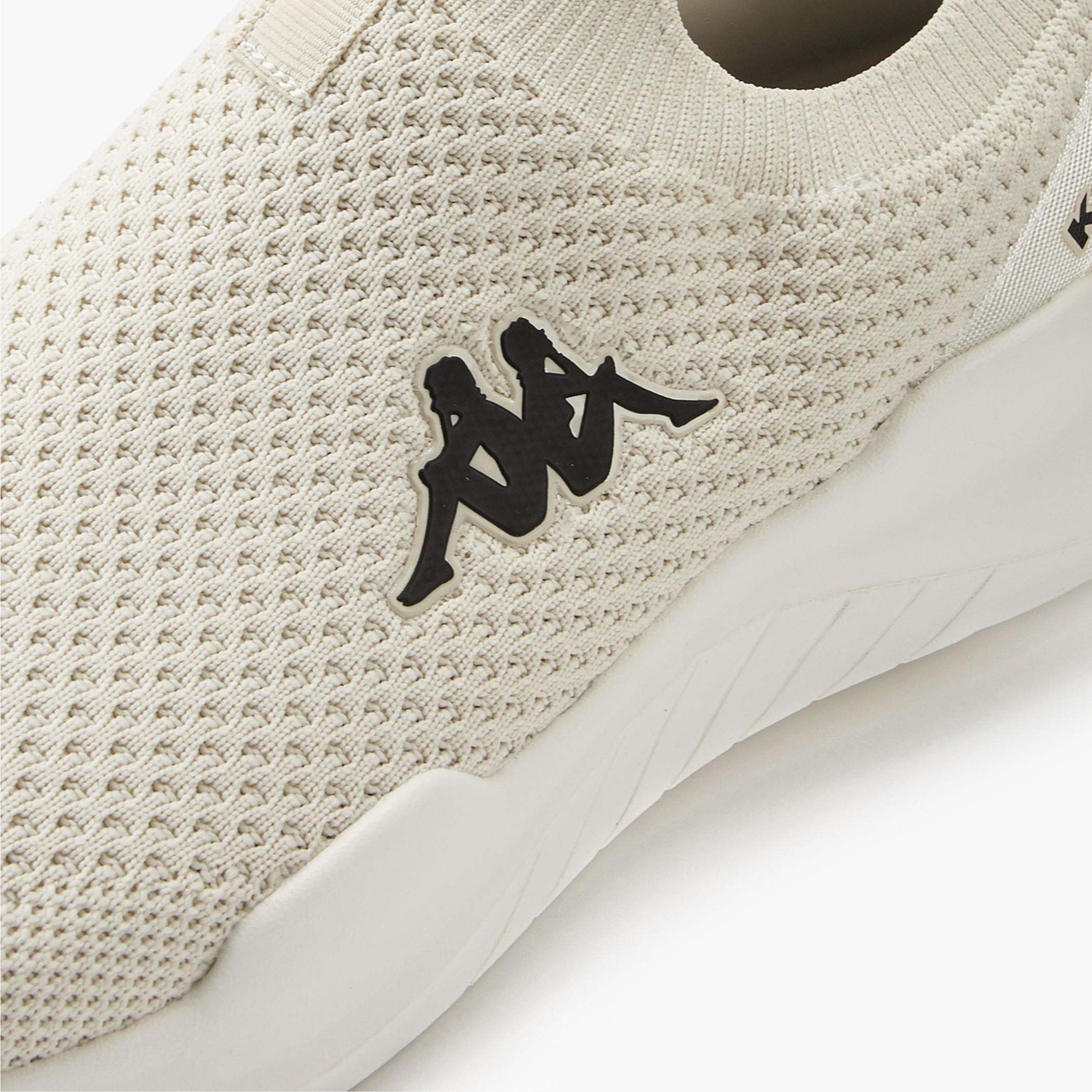 حذاء رياضي سهل الارتداء بارز الملمس للرجال من كابا-sports-men-shoes-image-4