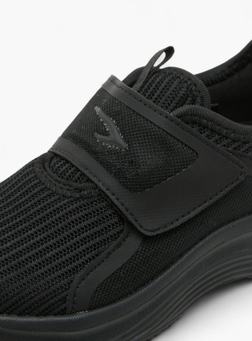 حذاء مشي بنعل مبطّن وشريط إغلاق للأطفال من داش-boys-shoes-schoolshoes-image-4