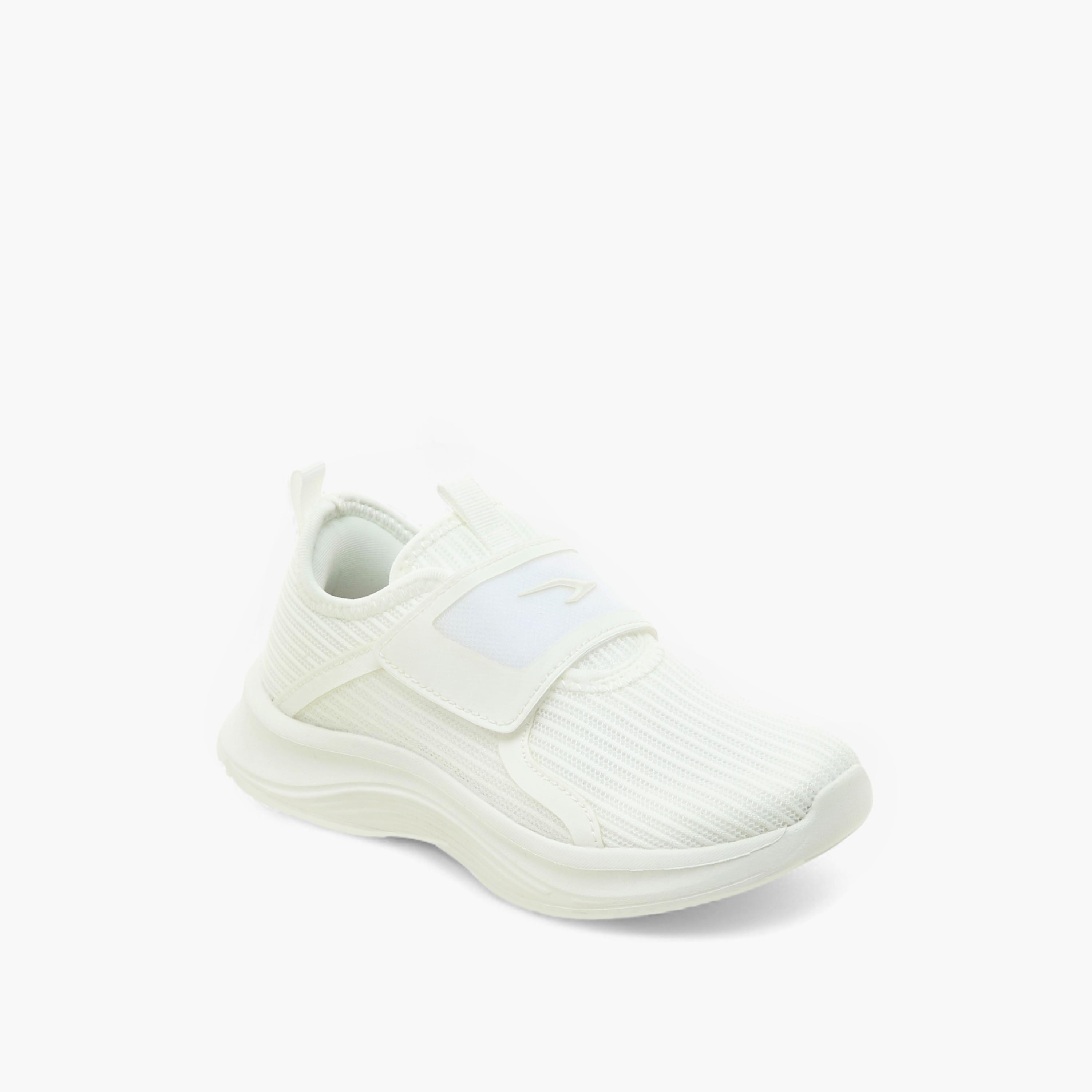 حذاء مشي بنعل مبطّن وشريط إغلاق للأطفال من داش-boys-shoes-schoolshoes-image-3