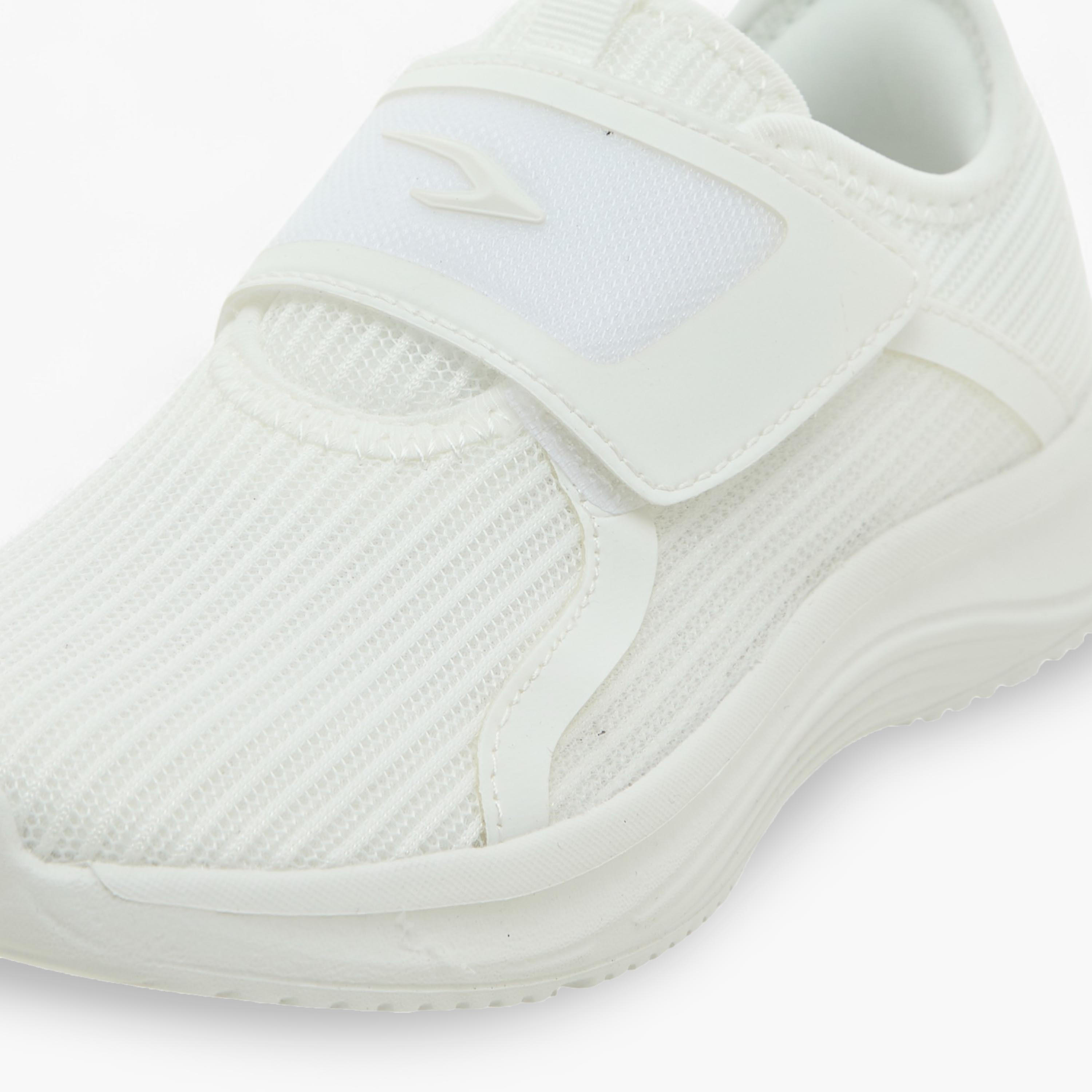 حذاء مشي بنعل مبطّن وشريط إغلاق للأطفال من داش-boys-shoes-schoolshoes-image-4