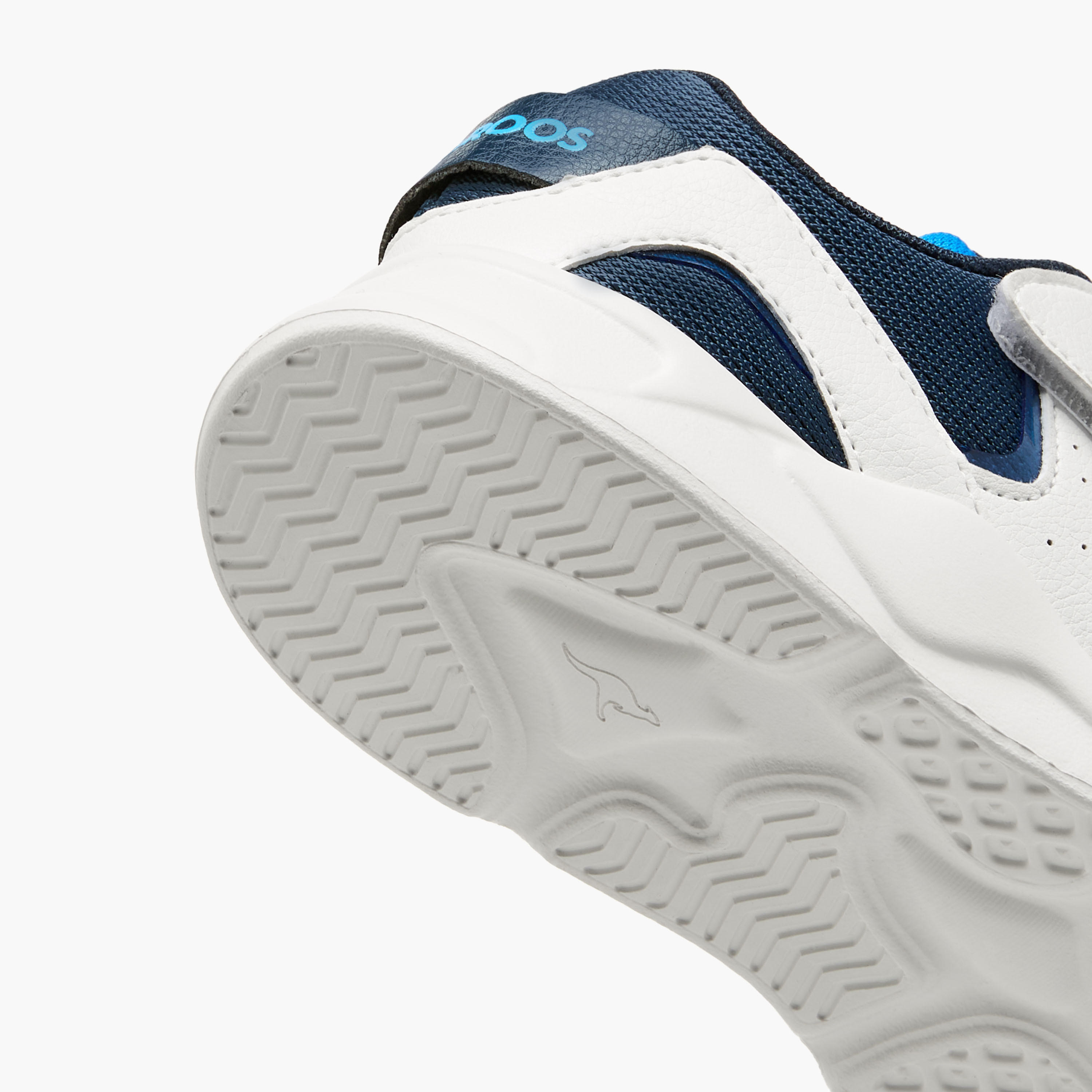 حذاء رياضي بشريط إغلاق لاصق للأولاد من كانجاروز-boys-shoes-sports-image-5