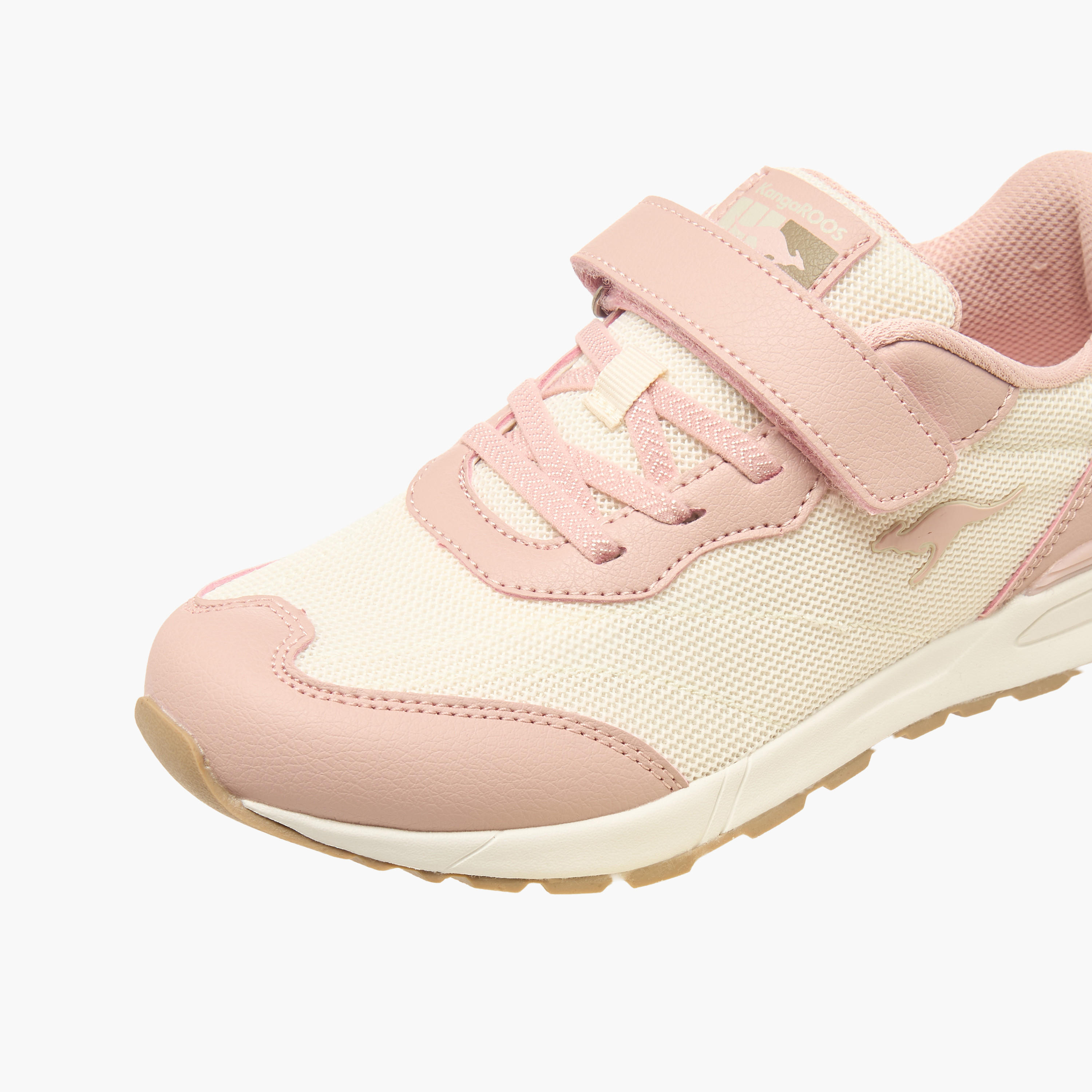 حذاء رياضي بشريط إغلاق لاصق للبنات من كانجاروز-sports-girls-shoes-image-4