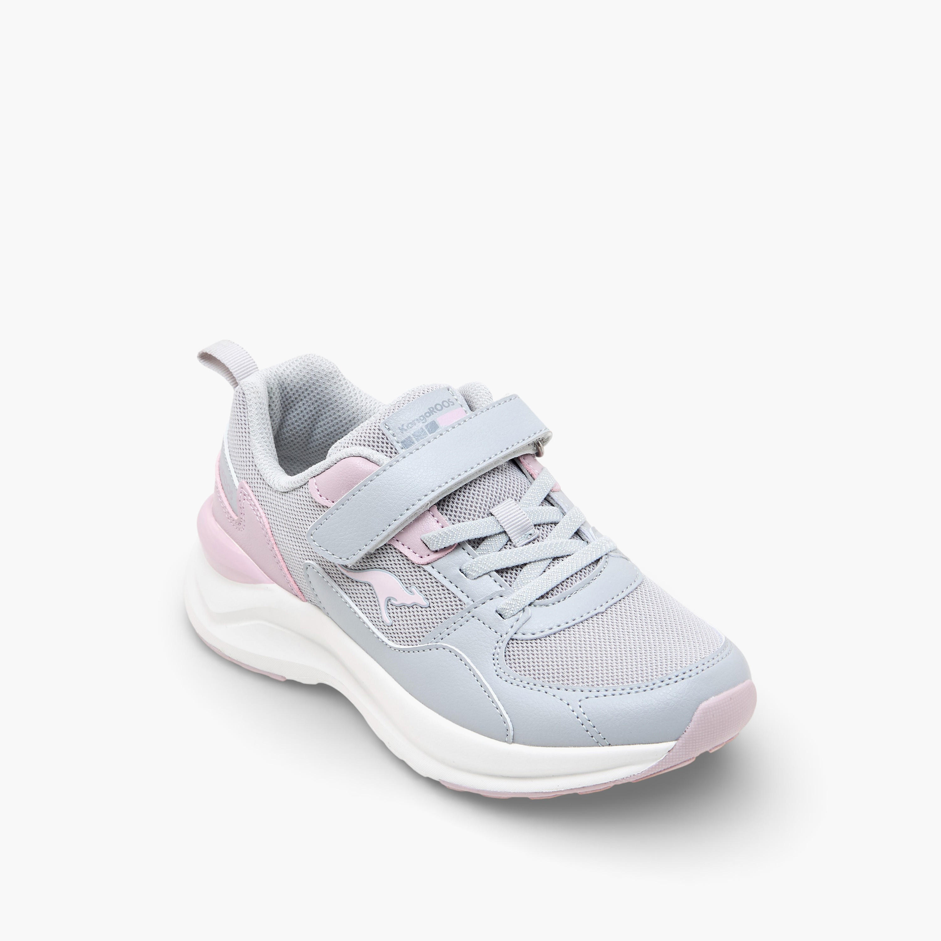 حذاء رياضي بشريط إغلاق لاصق للبنات من كانجاروز-sports-girls-shoes-image-2