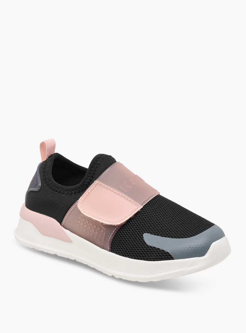 حذاء مشي بشريط لاصق وتفاصيل الشعار للبنات من كابا-girls-shoes-sneakers-image-2