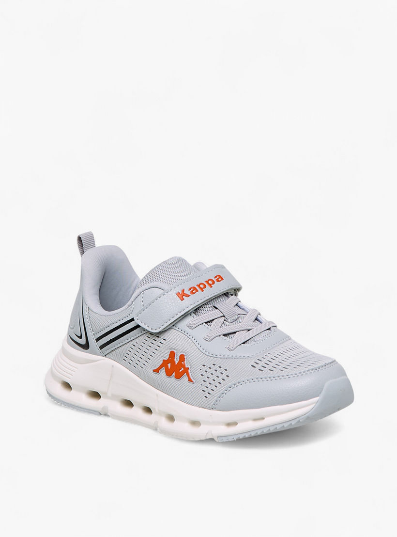 حذاء رياضي بتفاصيل شعار وبشريط إغلاق لاصق للأولاد من كابا-boys-shoes-schoolshoes-image-2