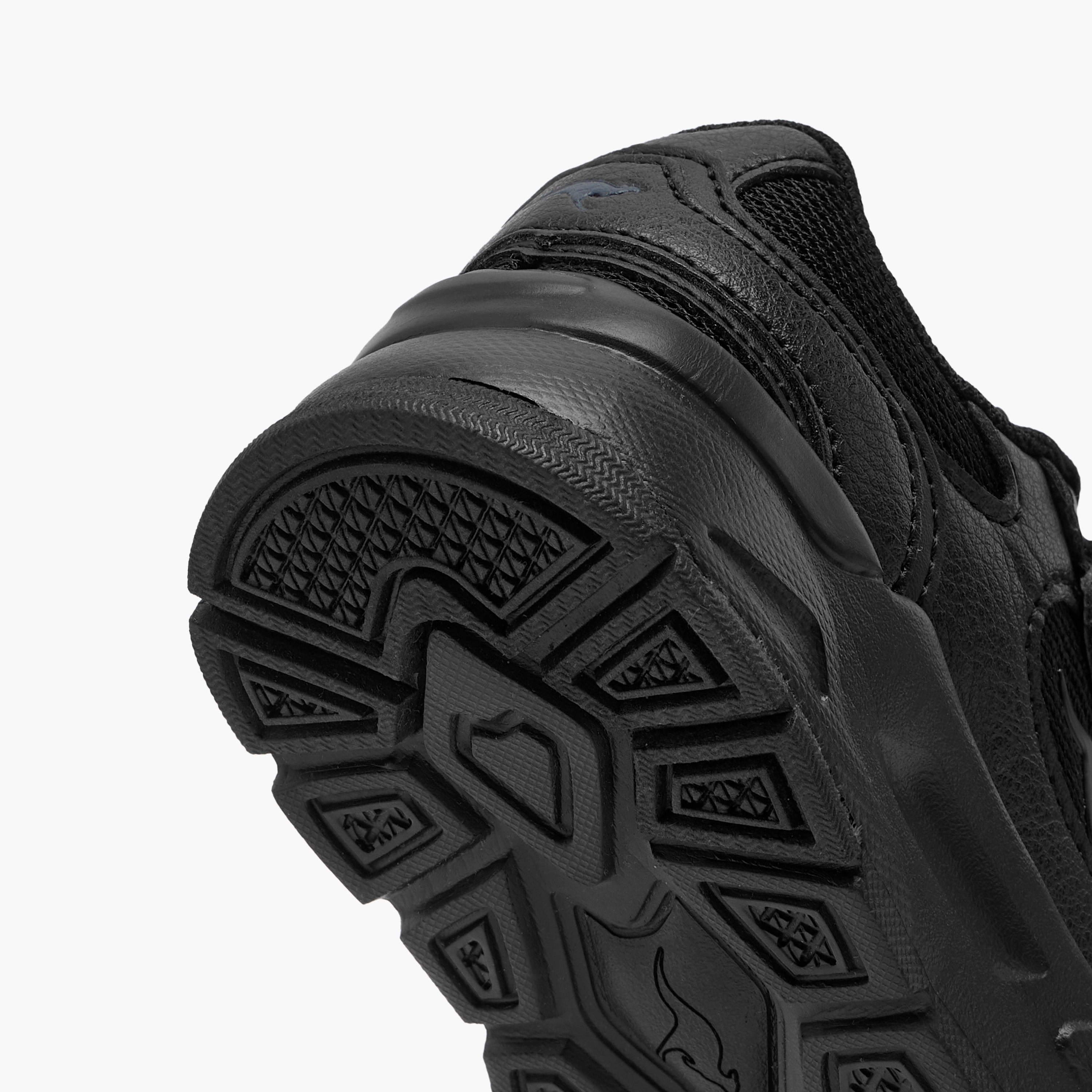 KangaROOS Unisex Logo Detail School Shoes with Hook and Loop Closure-boys-shoes-schoolshoes-image-5