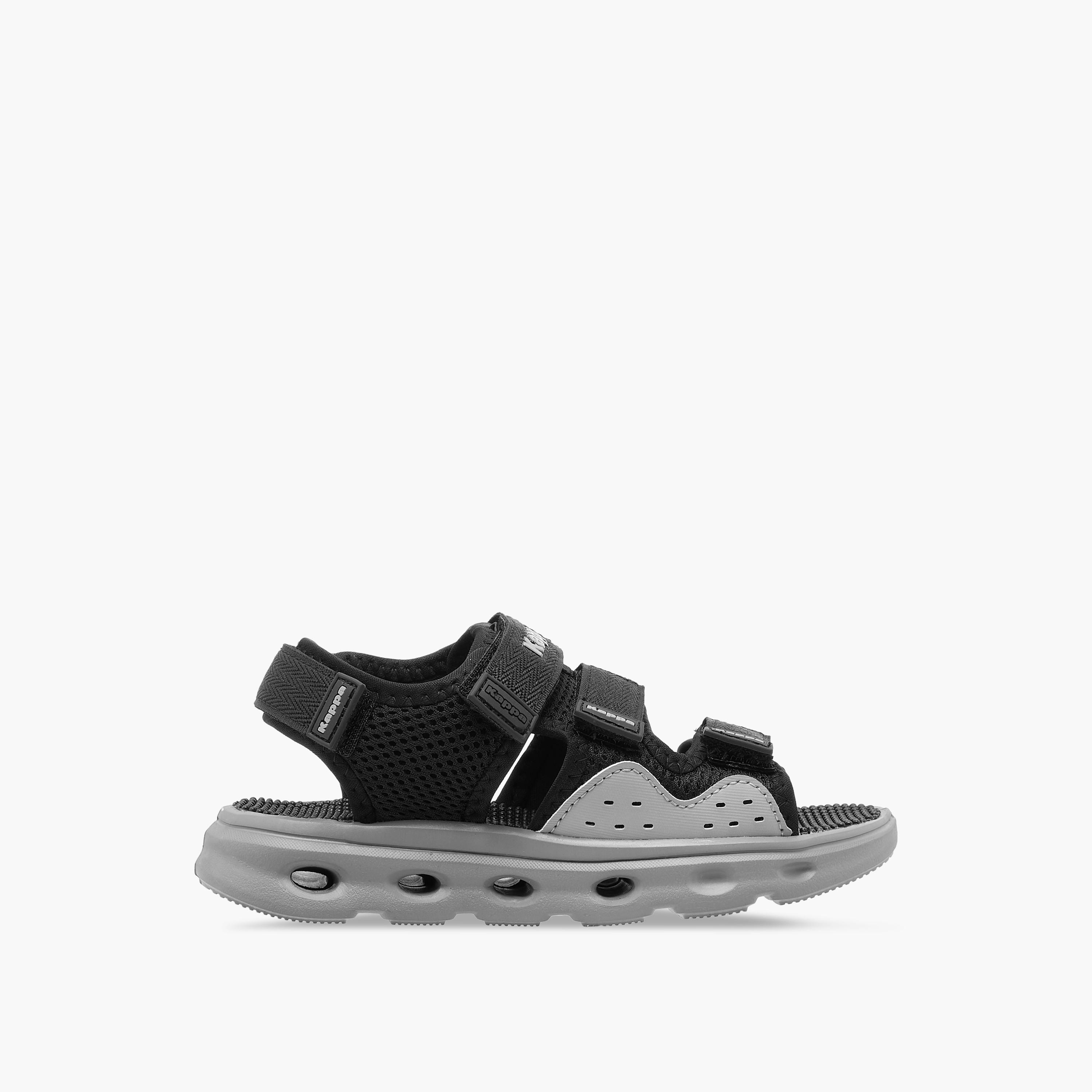صندل مسطح بتفاصيل شعار وشريط إغلاق لاصق للأولاد من كابا-boys-shoes-sandals-image-2