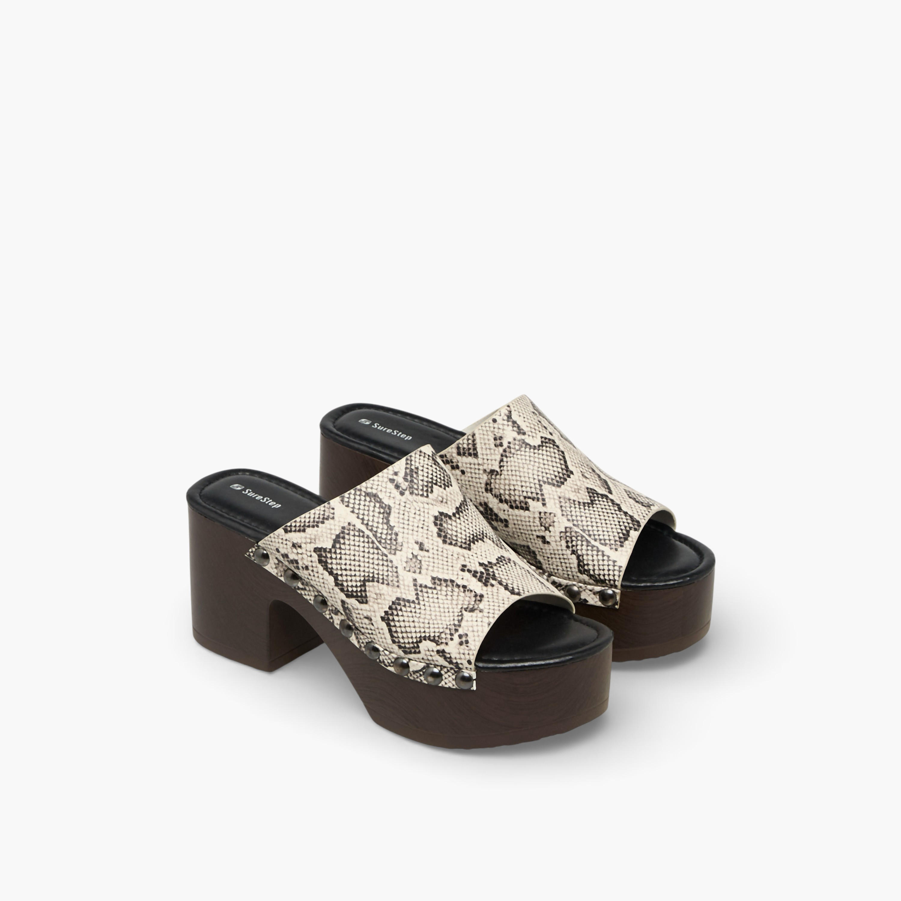 صندل نسائي خفيف الوزن بكعب بلاتفورم من شورستيب، مزين بالمسامير وتفاصيل برشام-women-shoes-sandals-heeled-image-1
