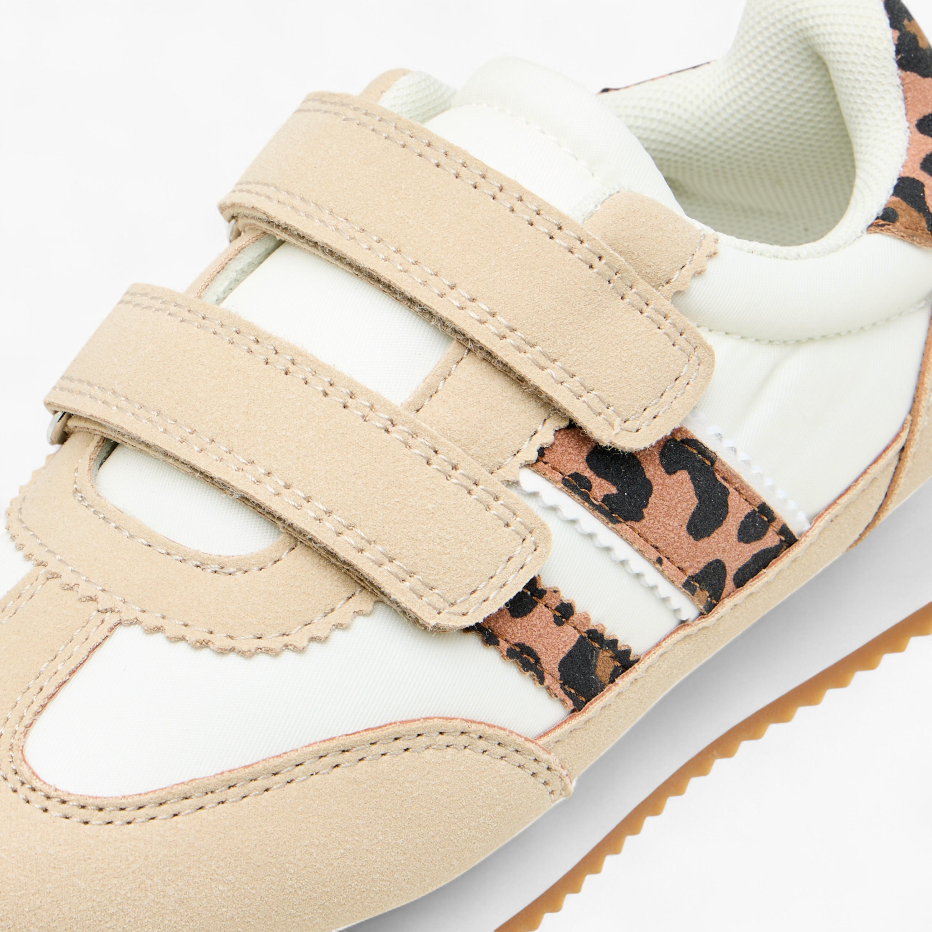 Juniors Printed Sneakers with Hook and Loop Closure-girls-shoes-sneakers-image-4