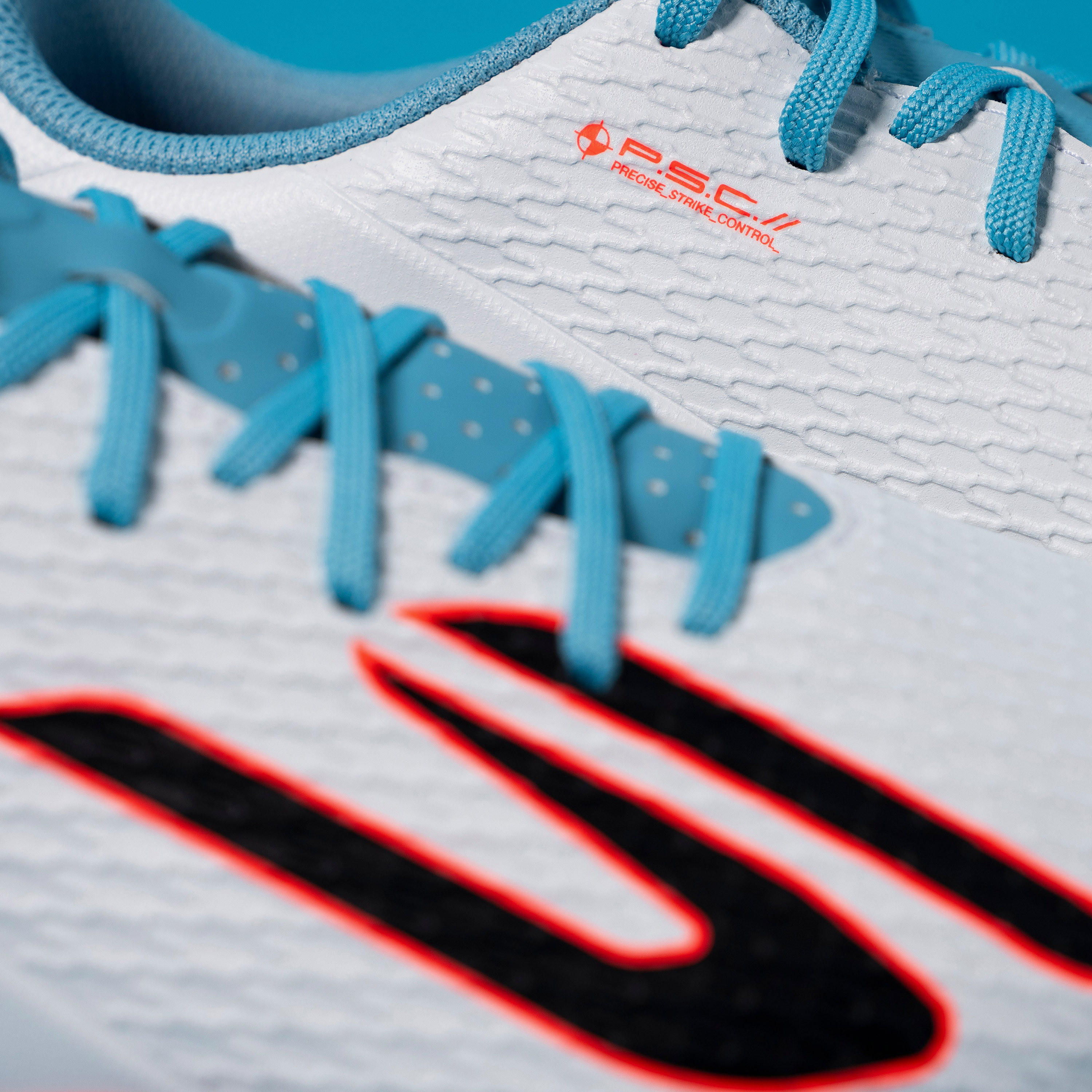 حذاء كرة قدم للعشب الصناعي برباط للرجال من سكتشرز-sports-men-shoes-image-4