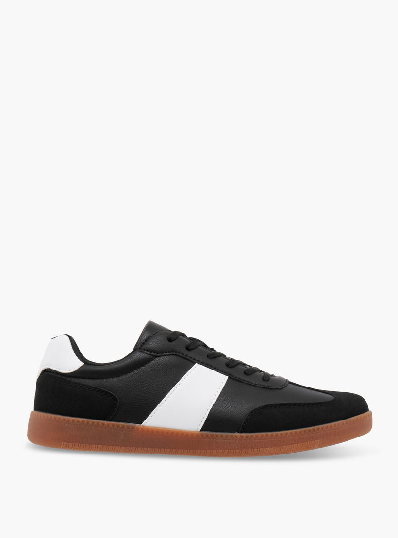 حذاء سنيكرز بطول الكاحل ورباط إغلاق للرجال من إل بي إل من شو إكسبريس-men-shoes-sneakers-image-3
