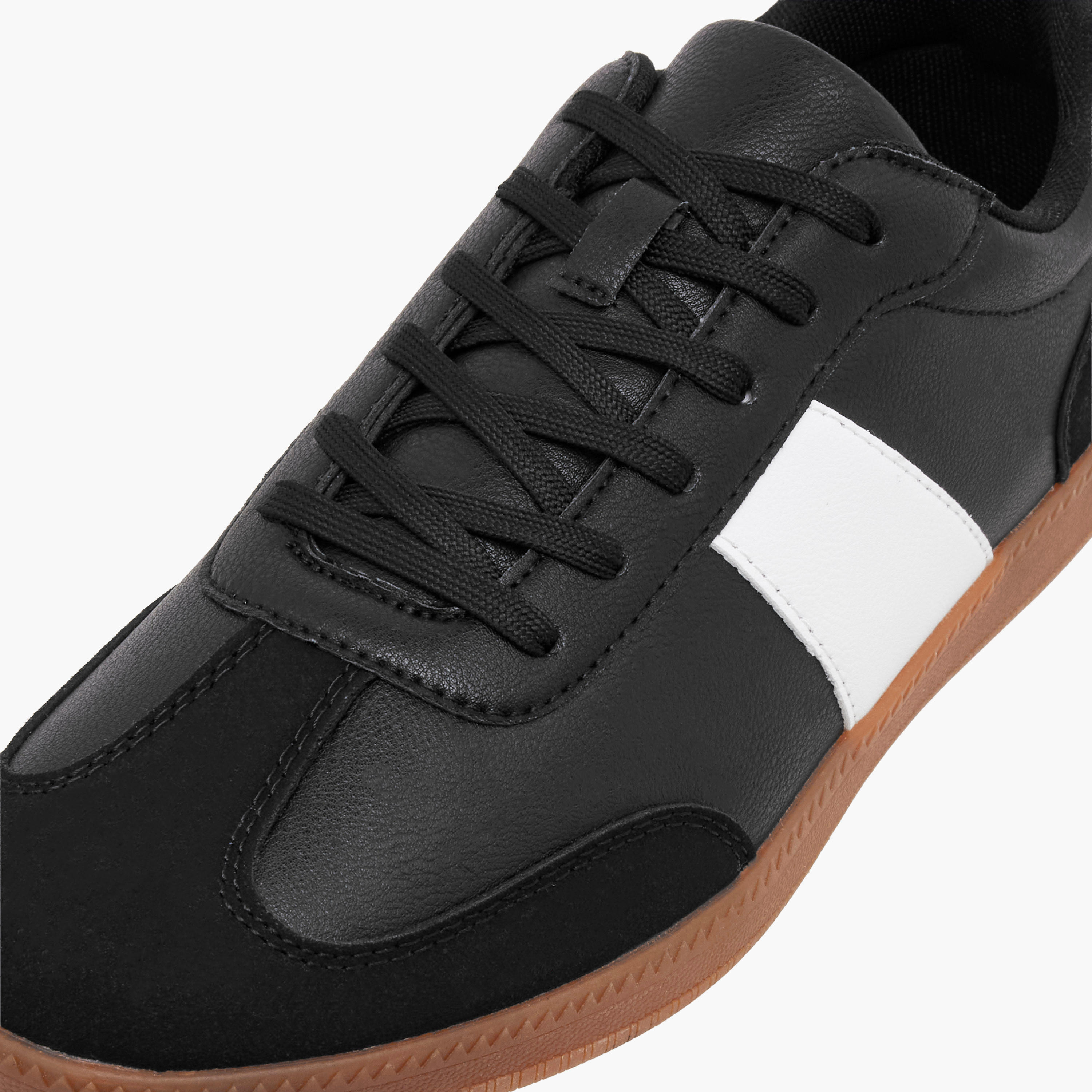 حذاء سنيكرز بطول الكاحل ورباط إغلاق للرجال من إل بي إل من شو إكسبريس-men-shoes-sneakers-image-4