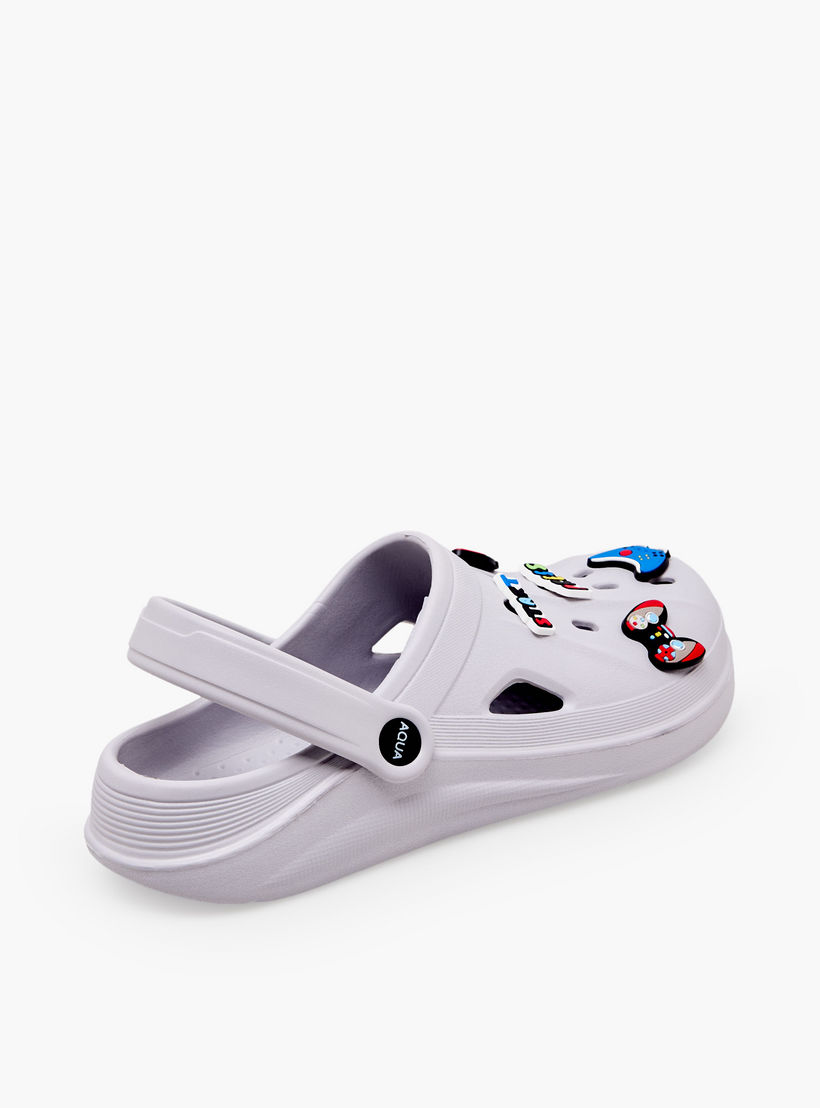 حذاء كلوج بزينة ألعاب للأولاد من أكوا-boys-shoes-sandals-image-6