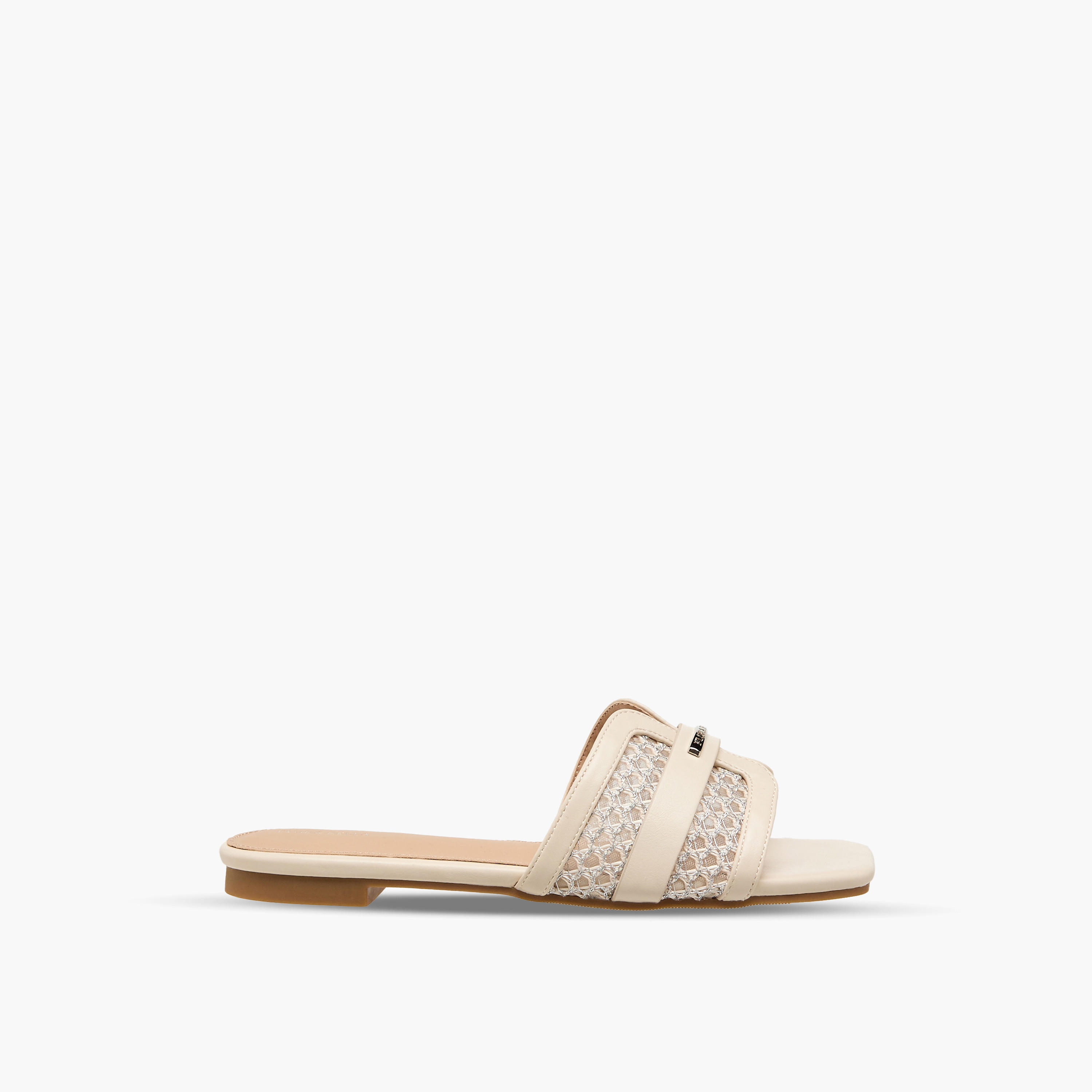 صندل بتفاصيل شبك للنساء من فلورا بيلا-women-shoes-flats-sandals-image-3