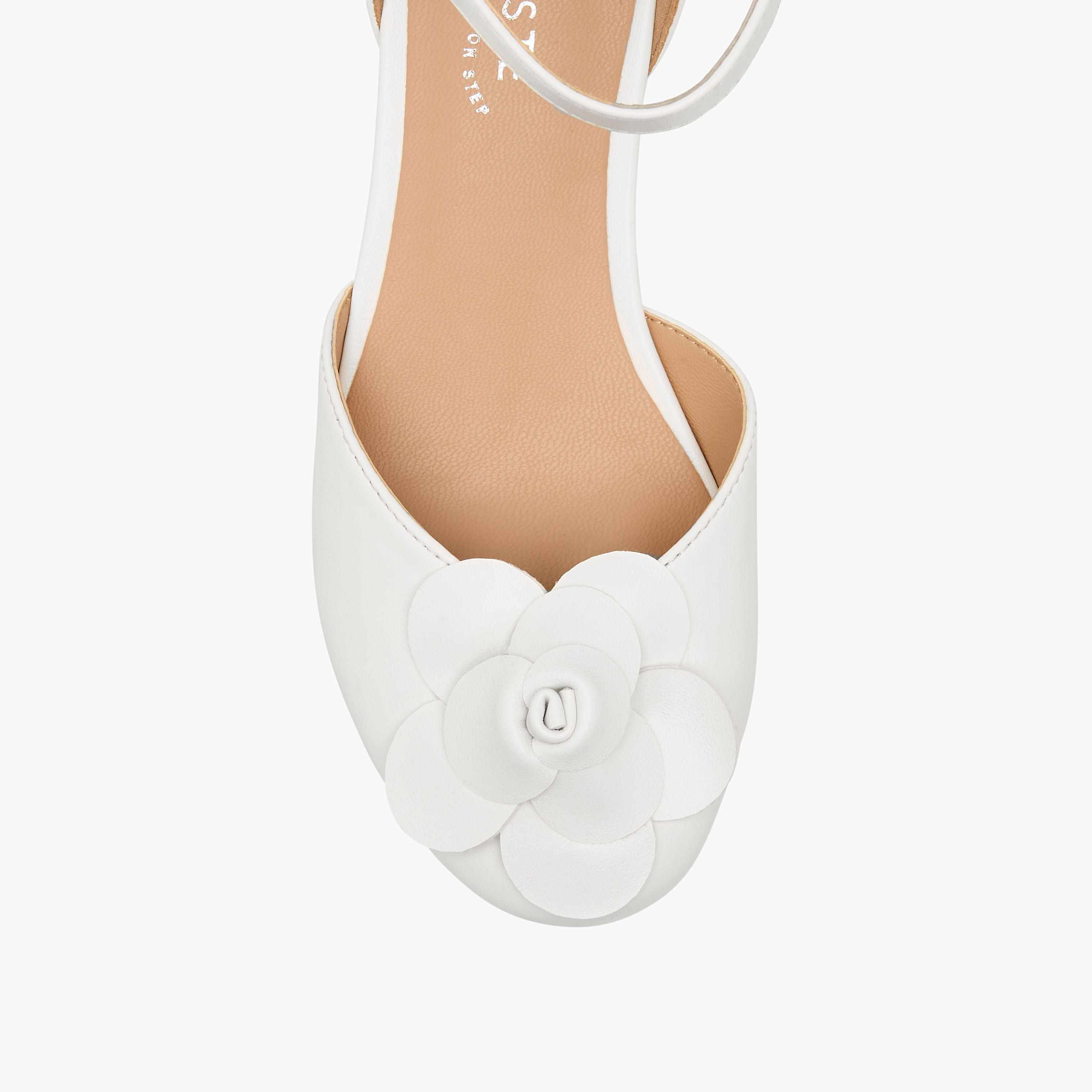 صندل بكعب سميك للبنات من سيليست-girls-shoes-sandals-image-4