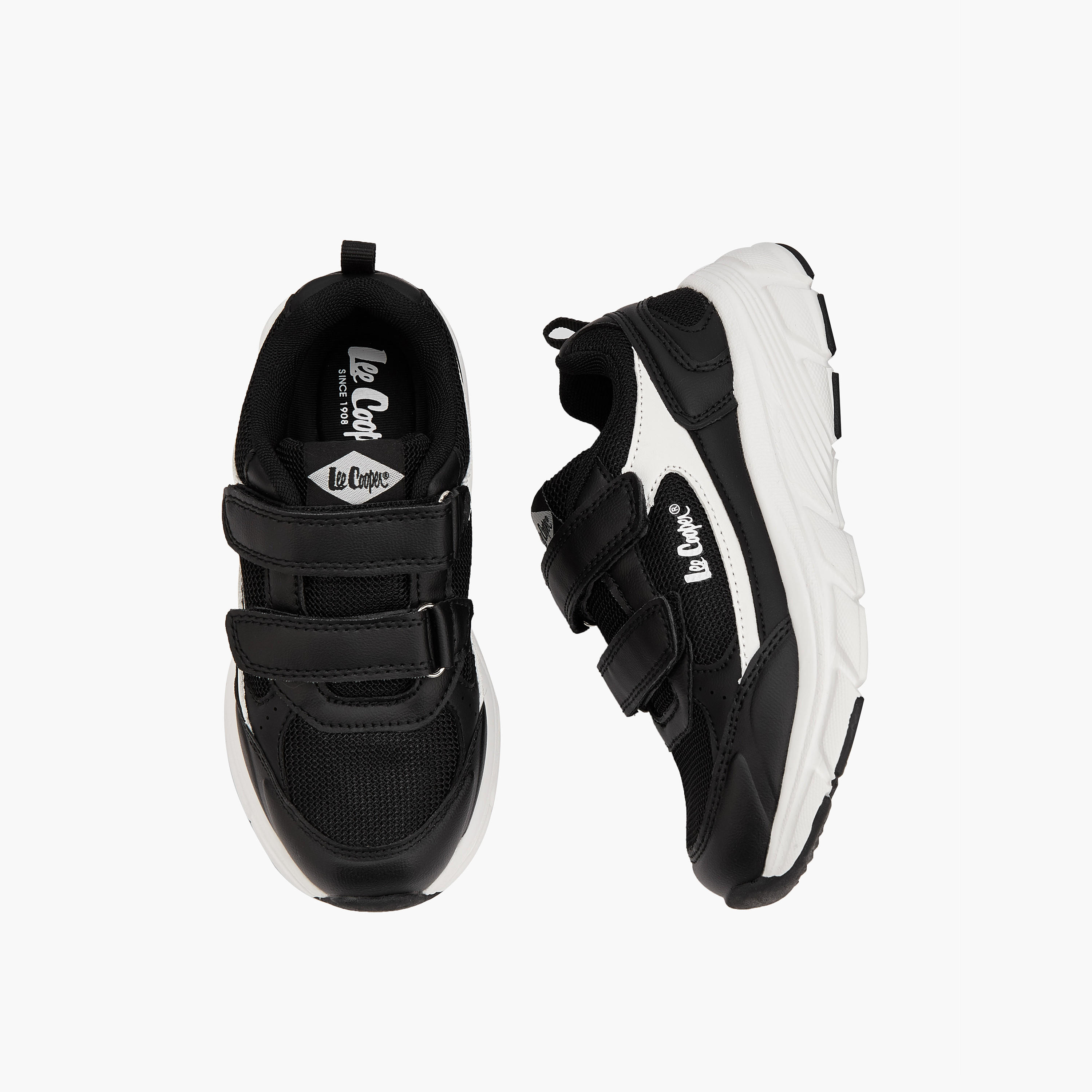 حذاء سنيكرز متعدد التصاميم بشريط إغلاق لاصق للأولاد من لي كوبر-boys-shoes-sneakers-image-1