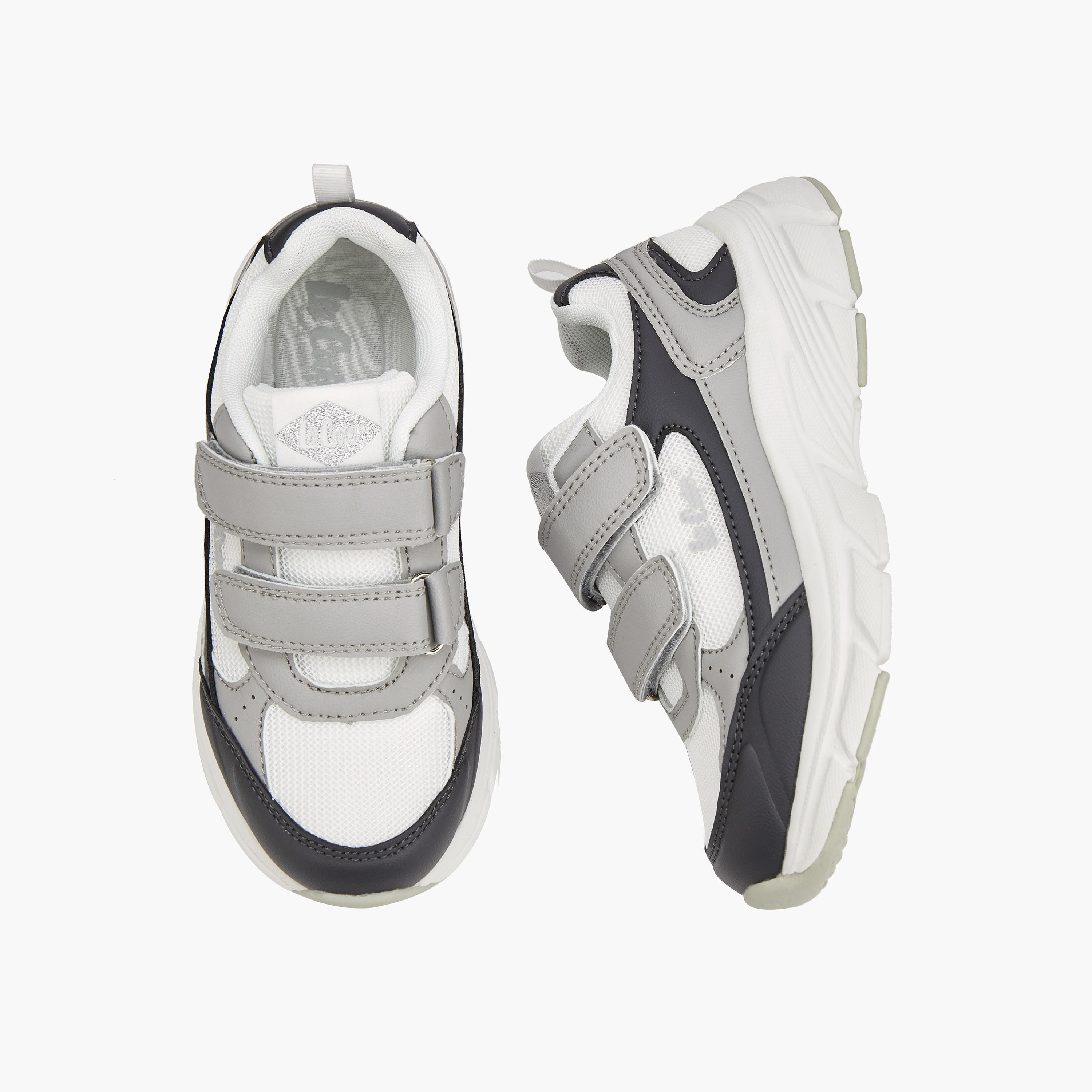 حذاء سنيكرز متعدد التصاميم بشريط إغلاق لاصق للأولاد من لي كوبر-boys-shoes-sneakers-image-1