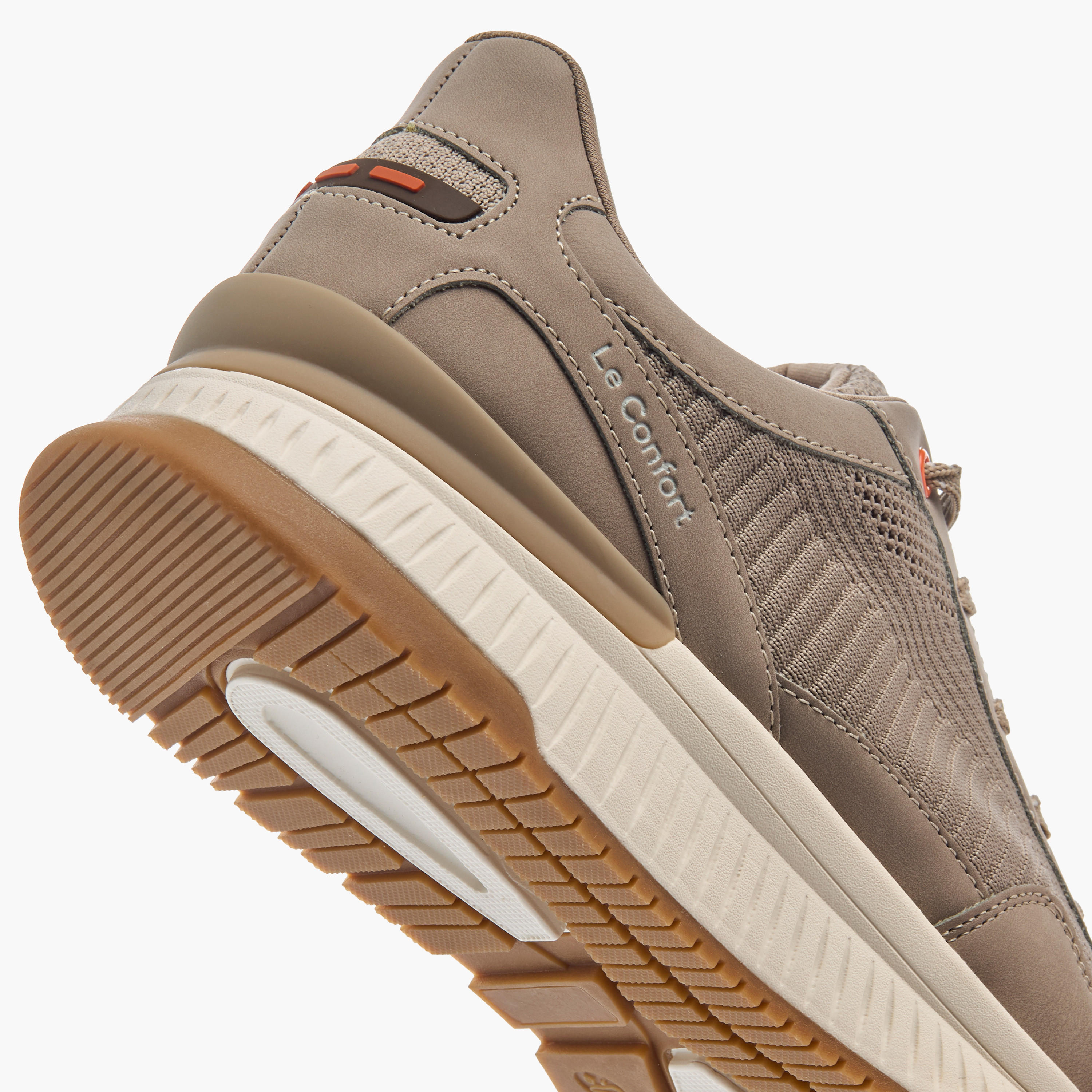 حذاء سنيكرز طول الكاحل برباط إغلاق للرجال من لو كونفورت-men-shoes-sneakers-image-5