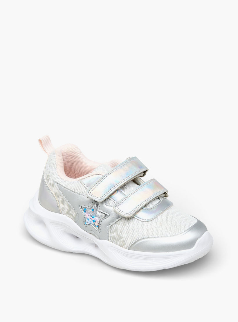 حذاء سنيكرز بشريط إغلاق لاصق وتزيينات نجوم للبنات من فلورا بيلا-girls-shoes-sneakers-image-2