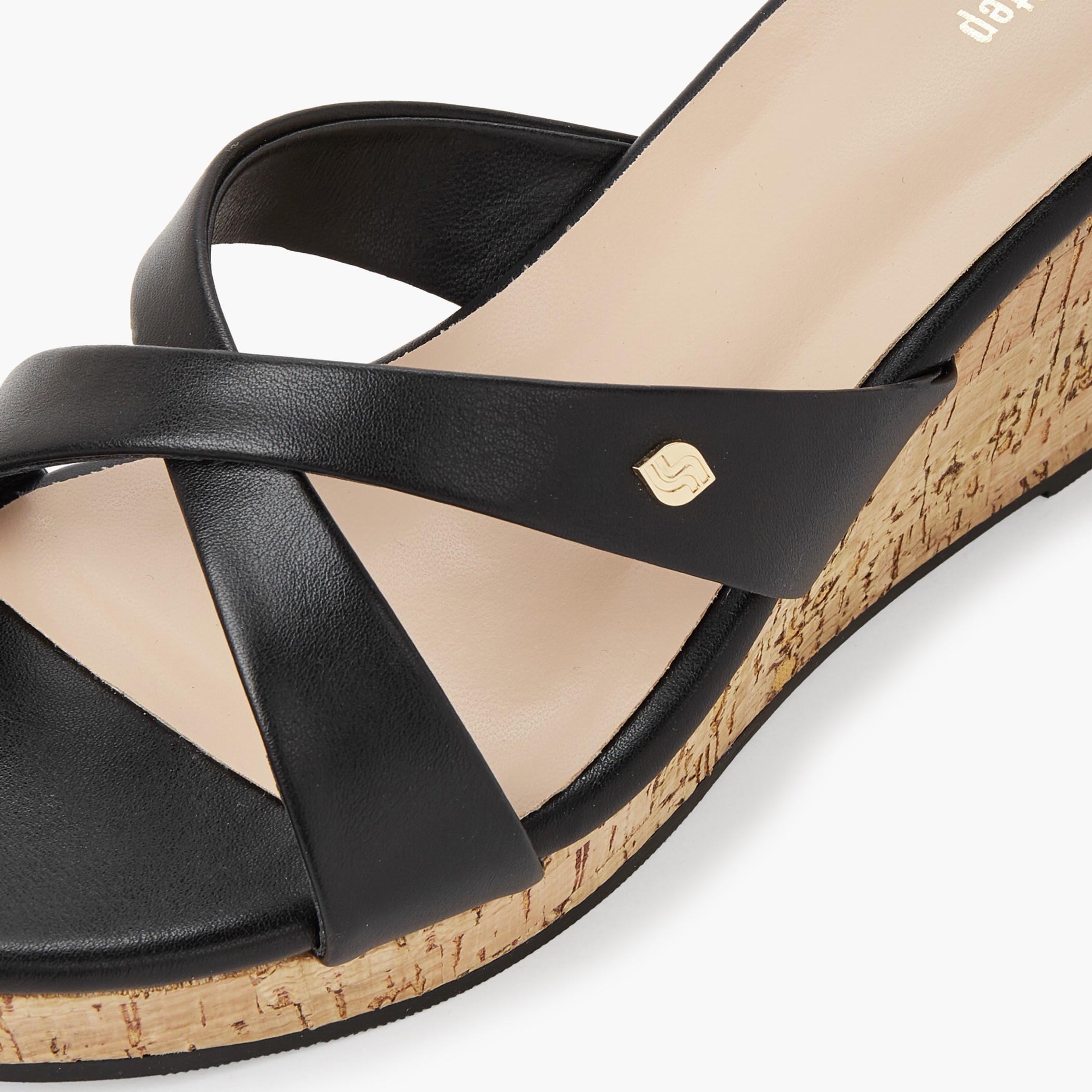 صندل ويدج نسائي أنيق وخفيف الوزن بلمسة نهائية من الفلين من شورستيب-women-shoes-sandals-heeled-image-5