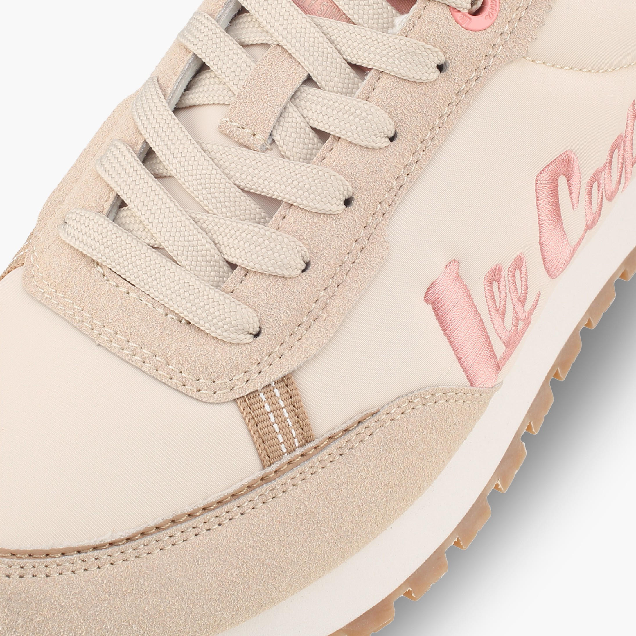 حذاء سنيكرز طول الكاحل برباط وتطريز الشعار للنساء من لي كوبر-women-shoes-sneakers-image-4