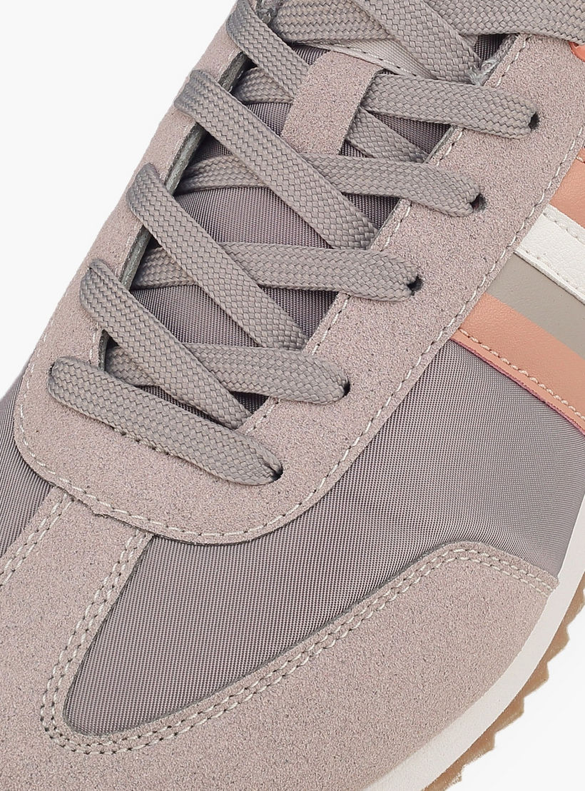 حذاء سنيكرز طول الكاحل برباط إغلاق للنساء من لي كوبر-women-shoes-sneakers-image-4