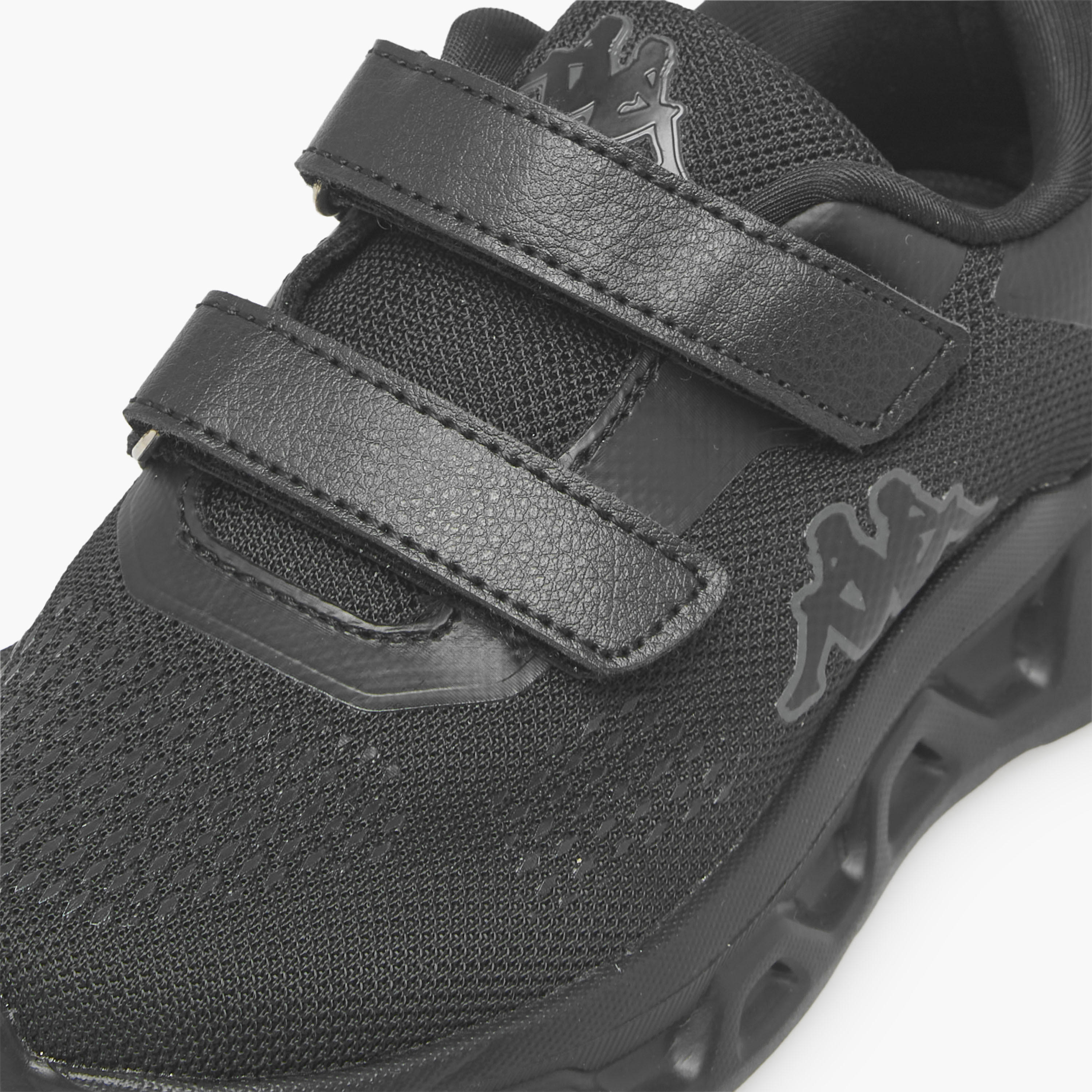 حذاء مدرسي بشريط إغلاق لاصق للأطفال من كانجاروز-sports-boys-shoes-image-8