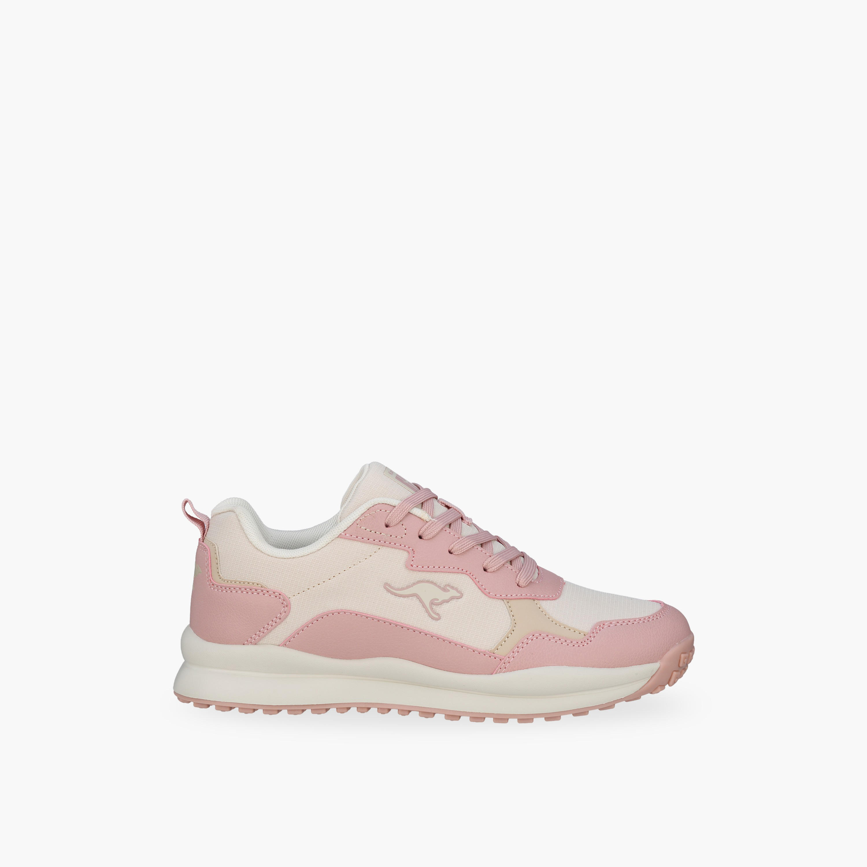 حذاء رياضي برباط إغلاق للنساء من كانغاروز-women-shoes-sports-image-3