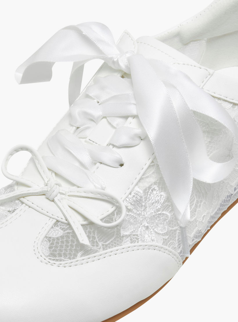 حذاء سنيكرز برباط إغلاق للنساء من ميسي-women-shoes-sneakers-image-4