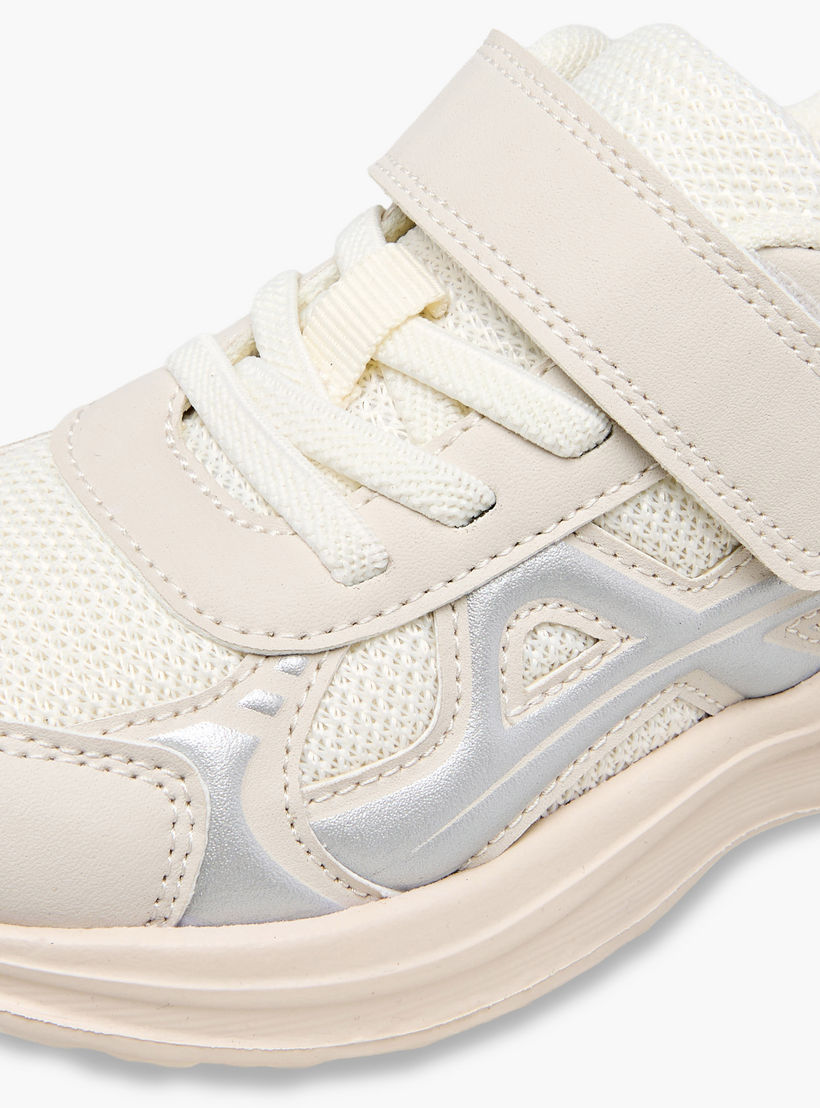 حذاء سنيكرز بطول الكاحل وشريط إغلاق لاصق للأولاد من إل بي إل من شو إكسبريس-boys-shoes-sneakers-image-4