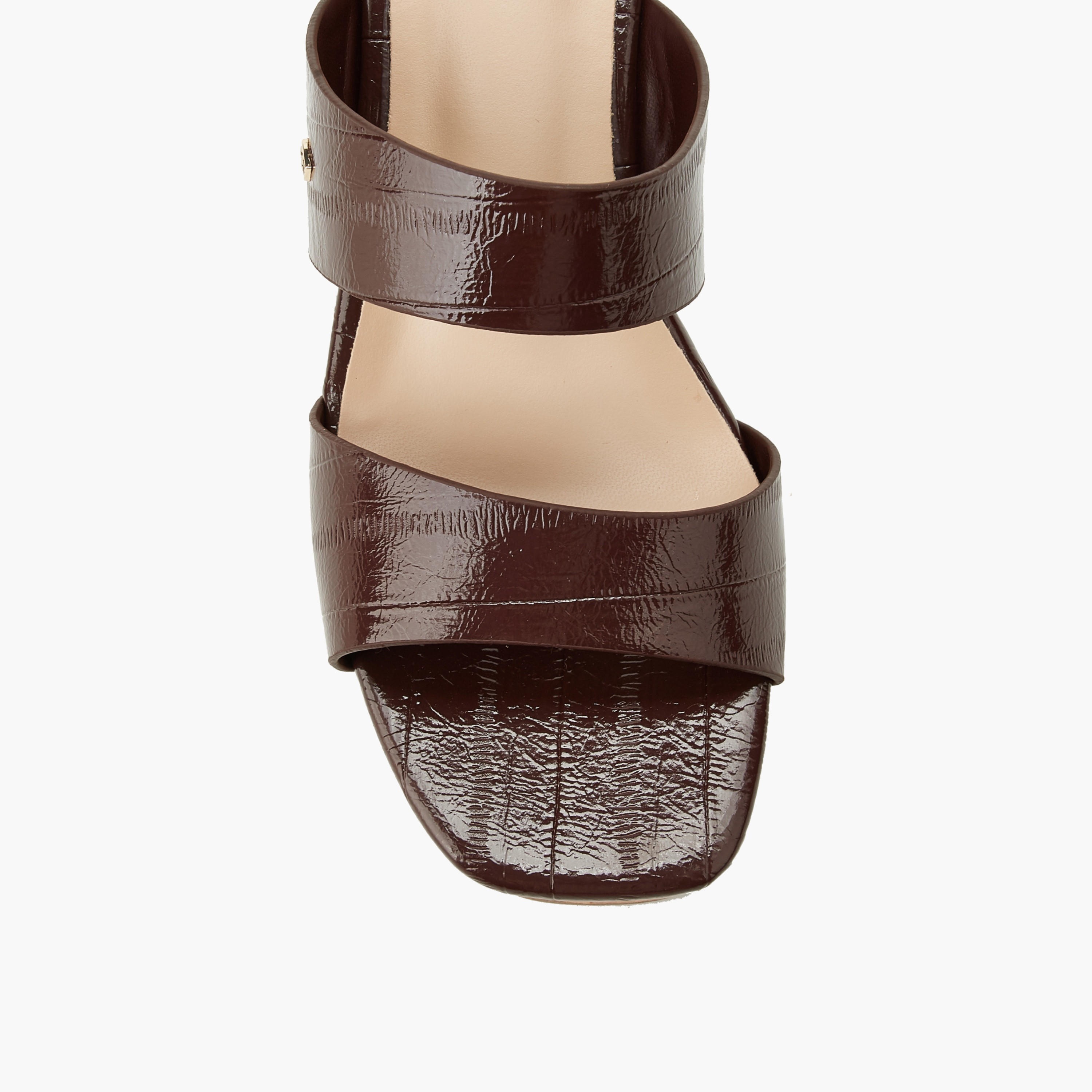صندل للنساء بارز الملمس بكعب ويدج من شور ستيب-women-shoes-sandals-heeled-image-4