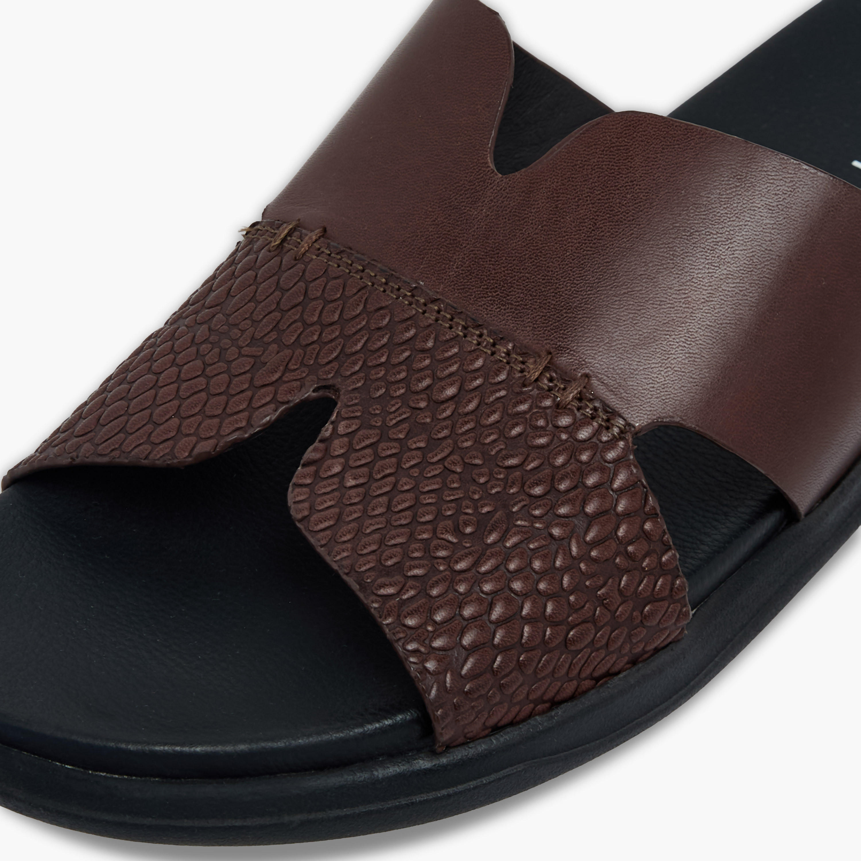 صندل مريح جلد للرجال من دوتشيني-men-shoes-sandals-image-4