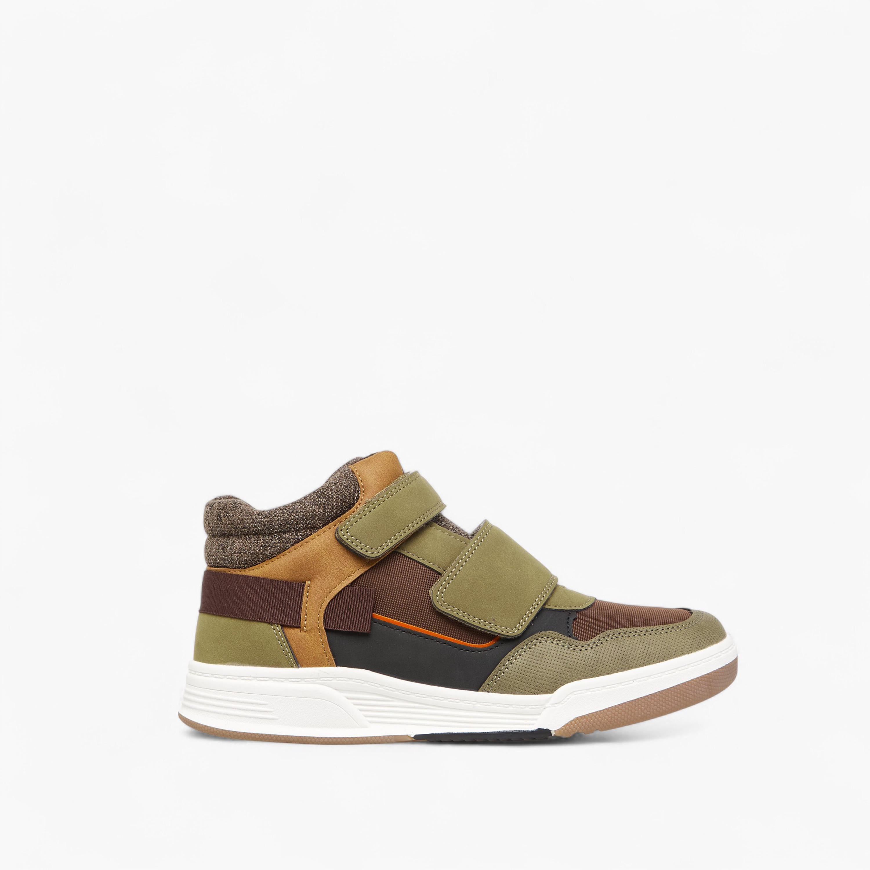 حذاء سنيكرز متعدد التصاميم برقبة عالية للأولاد من إل بي إل من شو إكسبرس-boys-shoes-sneakers-image-3