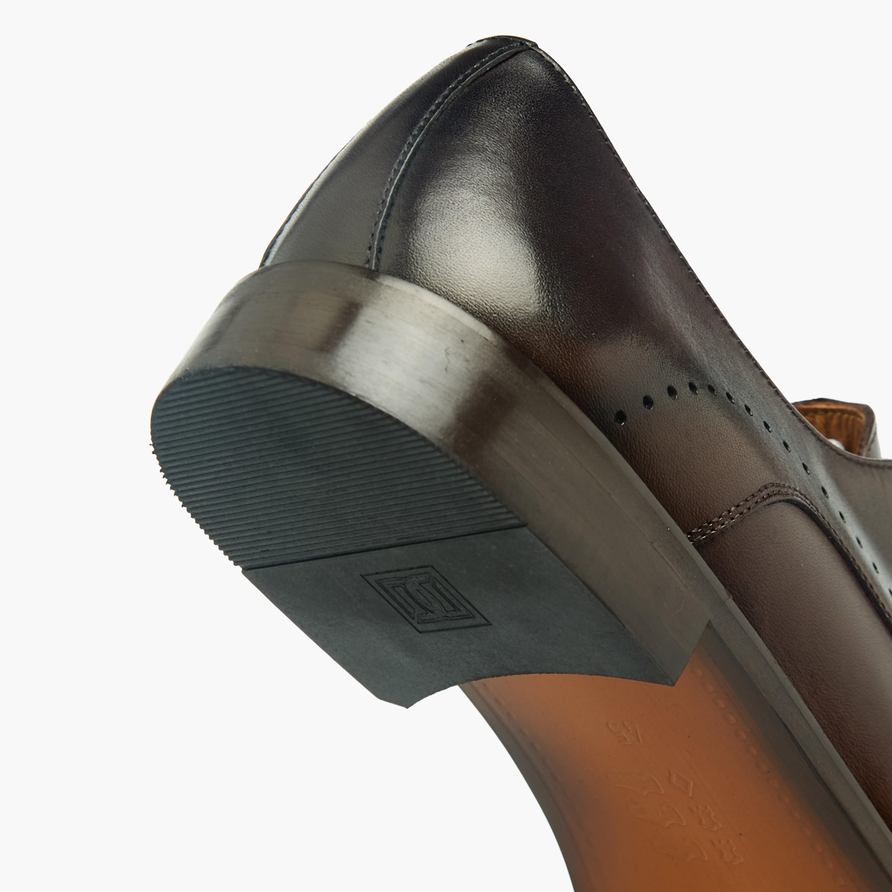حذاء ديرقي رجالي بأربطة من الجلد الطبيعي-men-shoes-formalshoes-image-5