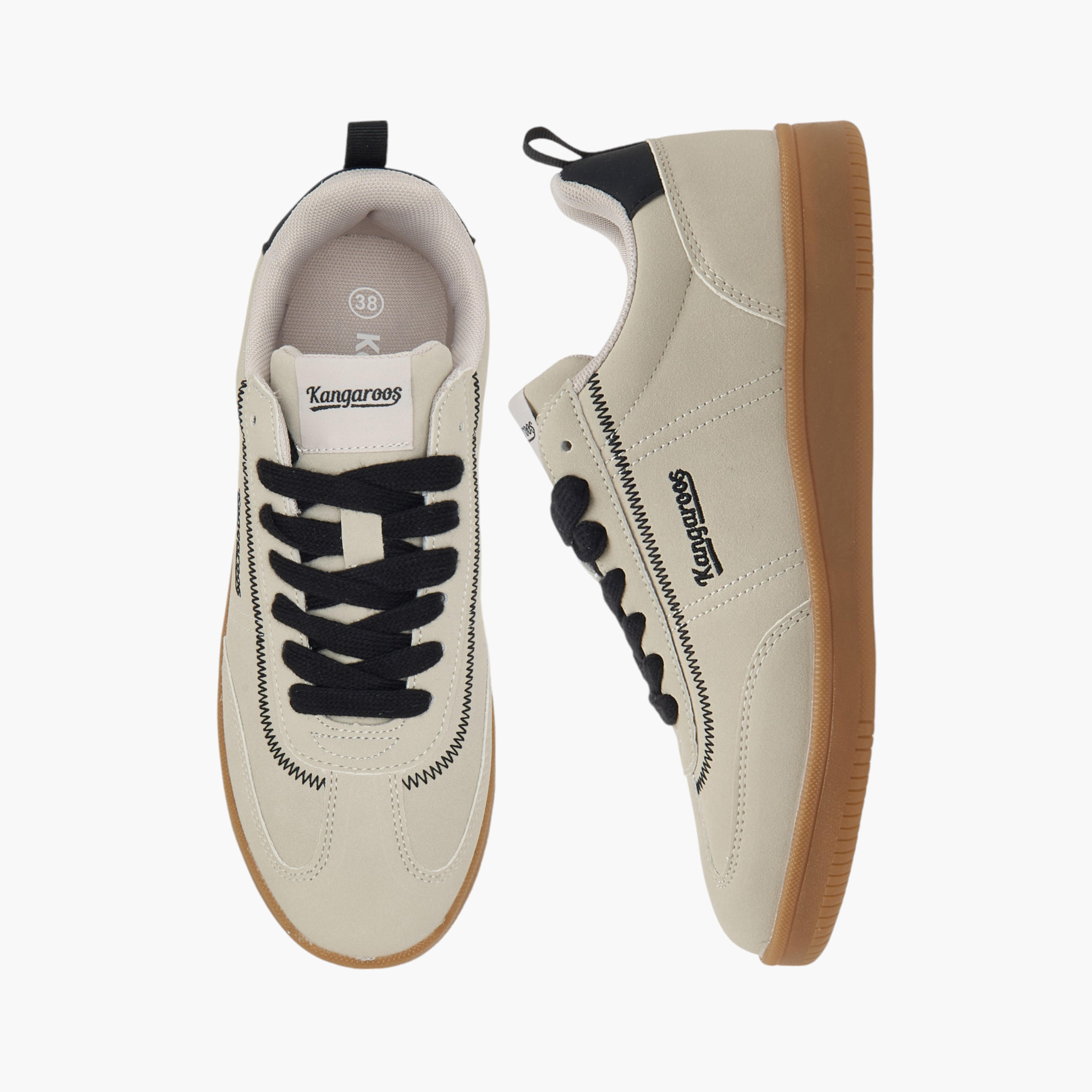 حذاء سنيكرز برباط إغلاق وتطريز الشعار للنساء من كانجاروس-women-shoes-sneakers-image-1